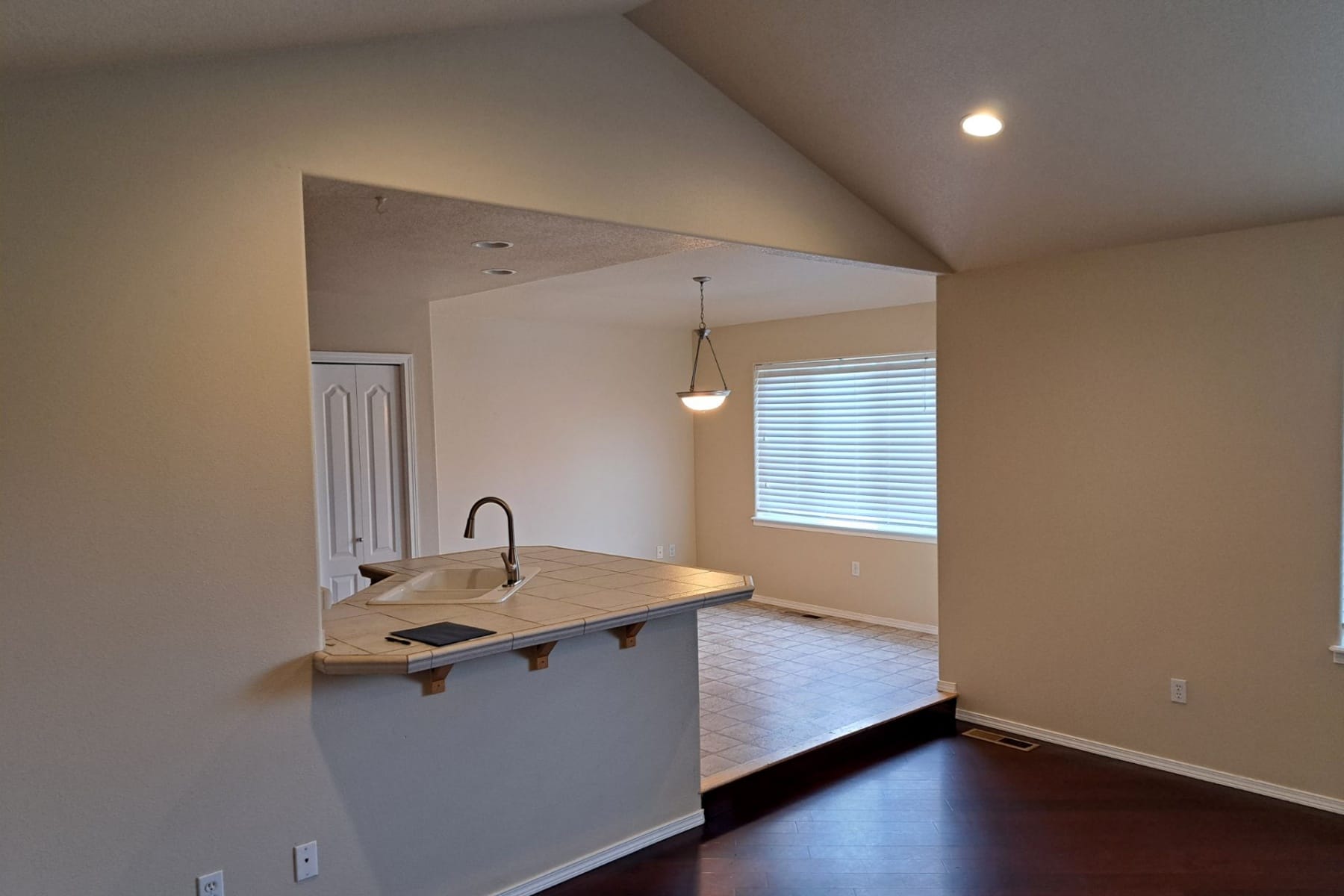  2465 NE 7th Lane Redmond, OR 97756 - 物件實景