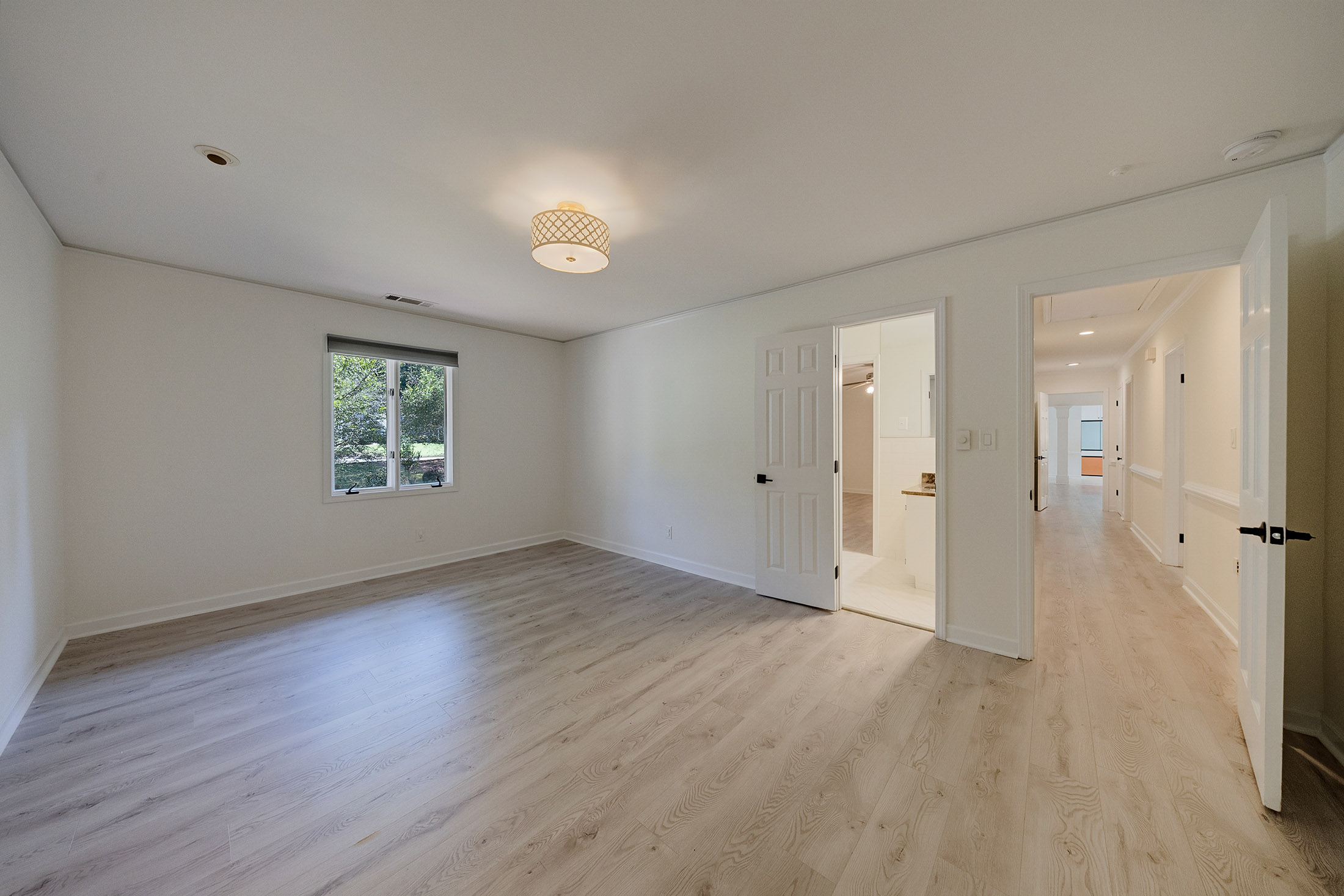  Spacious Ranch Overlooking the Fourth Fairway at Brookfield Country Club - 物件實景
