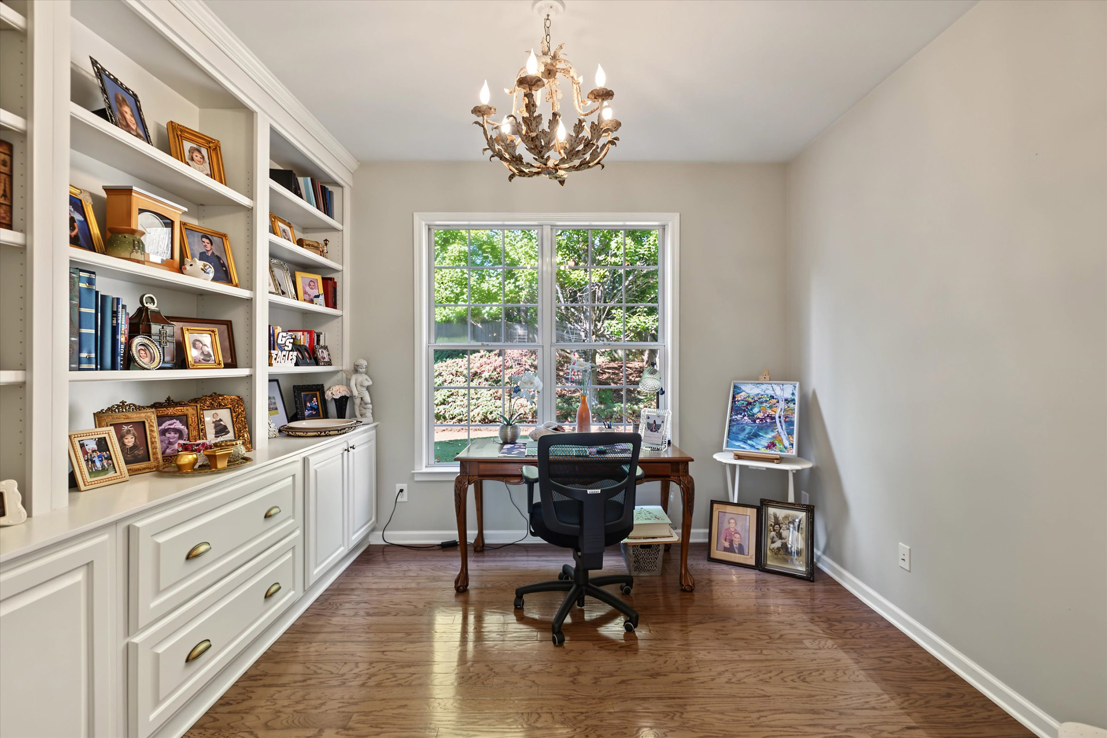  Beautifully Maintained Home in Highly Desirable Woodlands Community - 物件實景