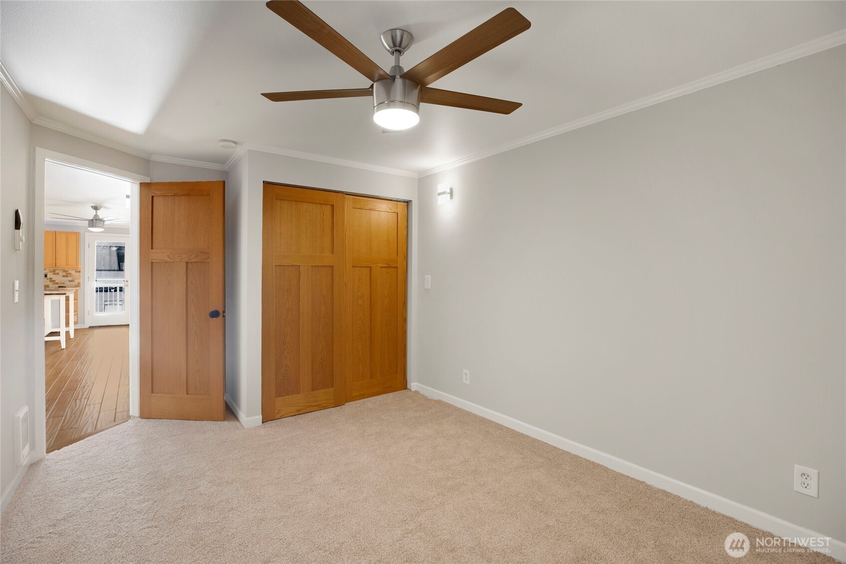 Seattle, Washington, 98122, United States, 2 Bedrooms Bedrooms, ,Residential,For Sale,1847891