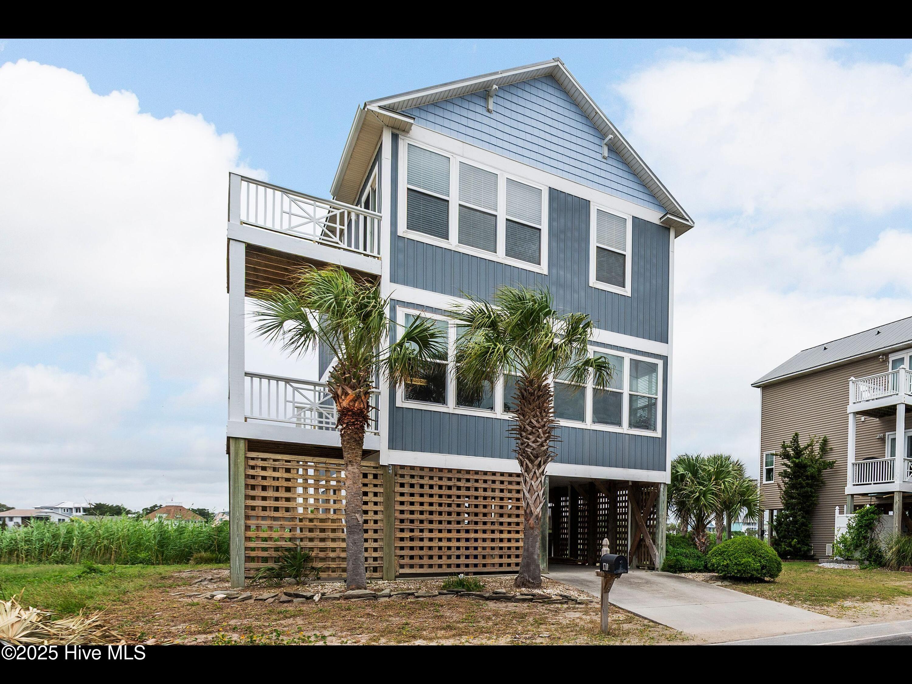 Carolina Beach, North Carolina, 28428, United States, 3 Bedrooms Bedrooms, ,3 BathroomsBathrooms,Residential,For Sale,1827738