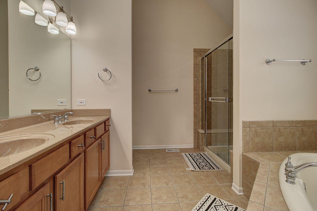 Plainfield, Illinois, 60585, United States, 4 Bedrooms Bedrooms, ,3 BathroomsBathrooms,Residential,For Sale,1729371