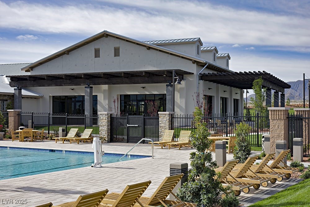 Las Vegas, Nevada, 89166, United States, 4 Bedrooms Bedrooms, ,3 BathroomsBathrooms,Residential,For Sale,1960504