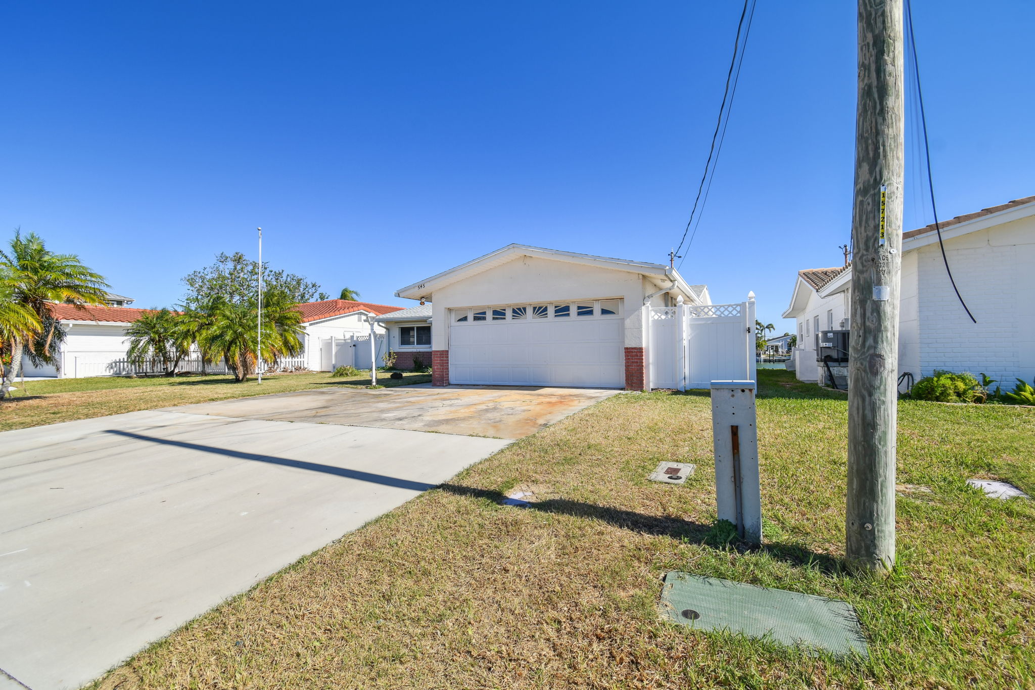 Madeira Beach, Florida, 33708, United States, 3 Bedrooms Bedrooms, ,2 BathroomsBathrooms,Residential,For Sale,1943278