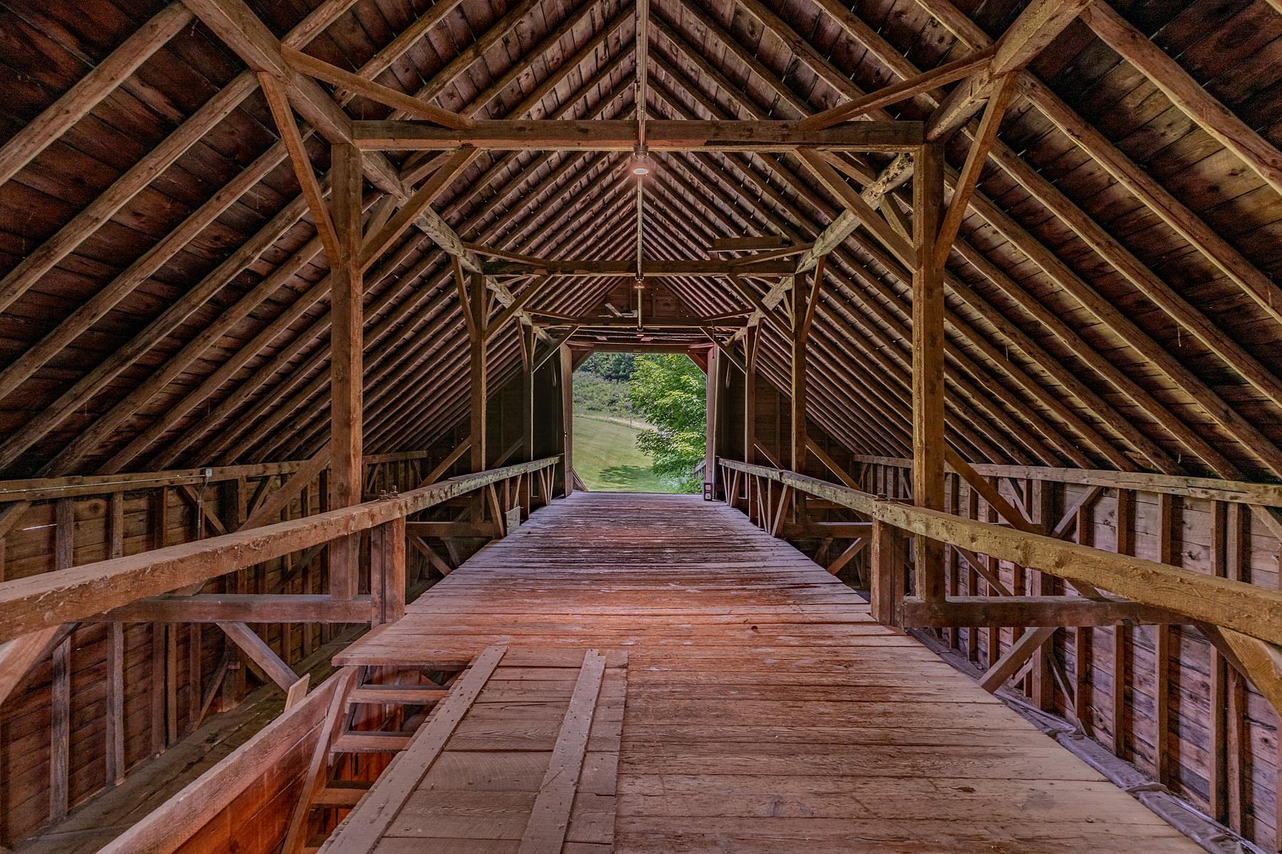  5798 South Road - 物件實景