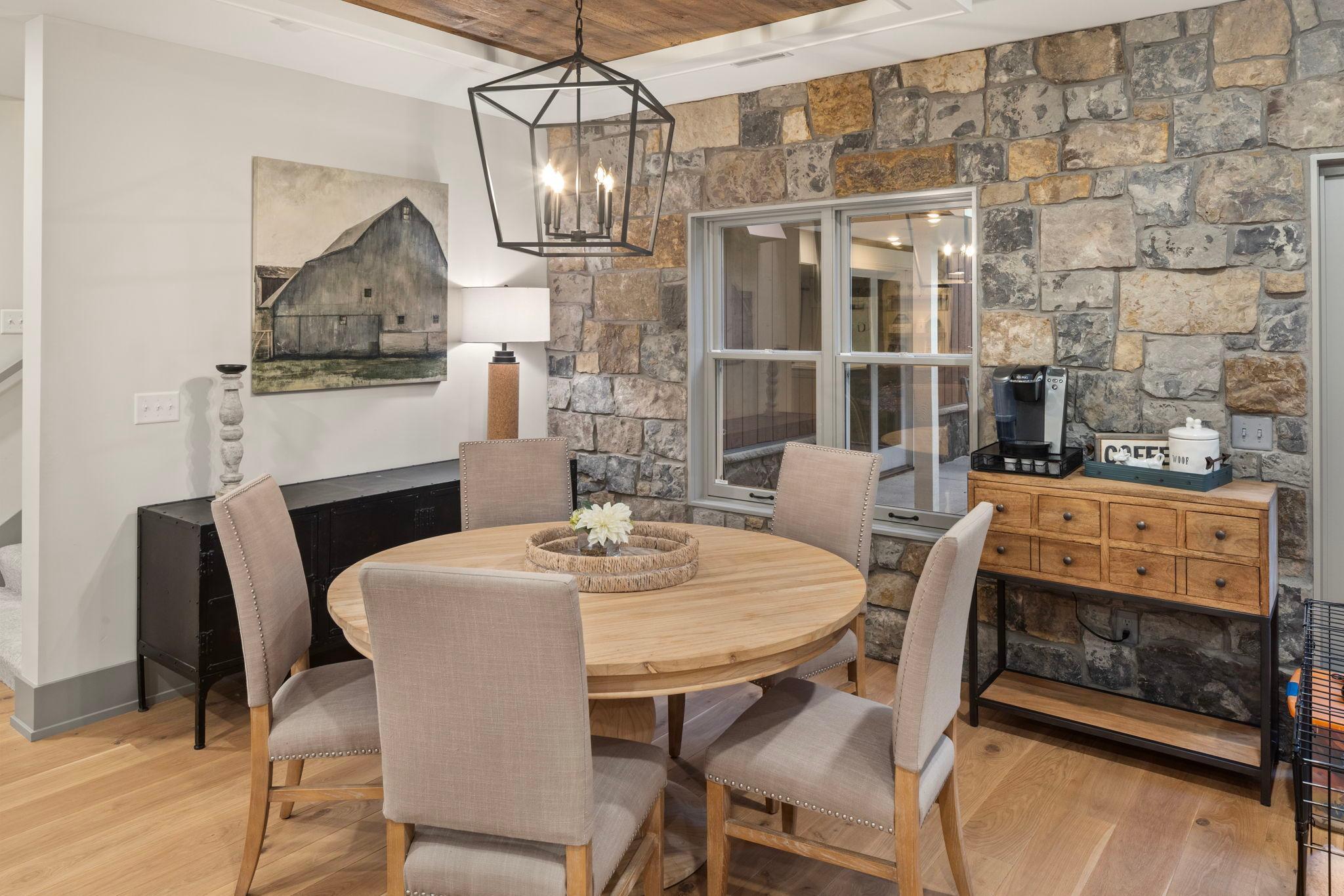 Minnetrista, Minnesota, 55364, United States, 5 Bedrooms Bedrooms, ,5 BathroomsBathrooms,Residential,For Sale,1891074