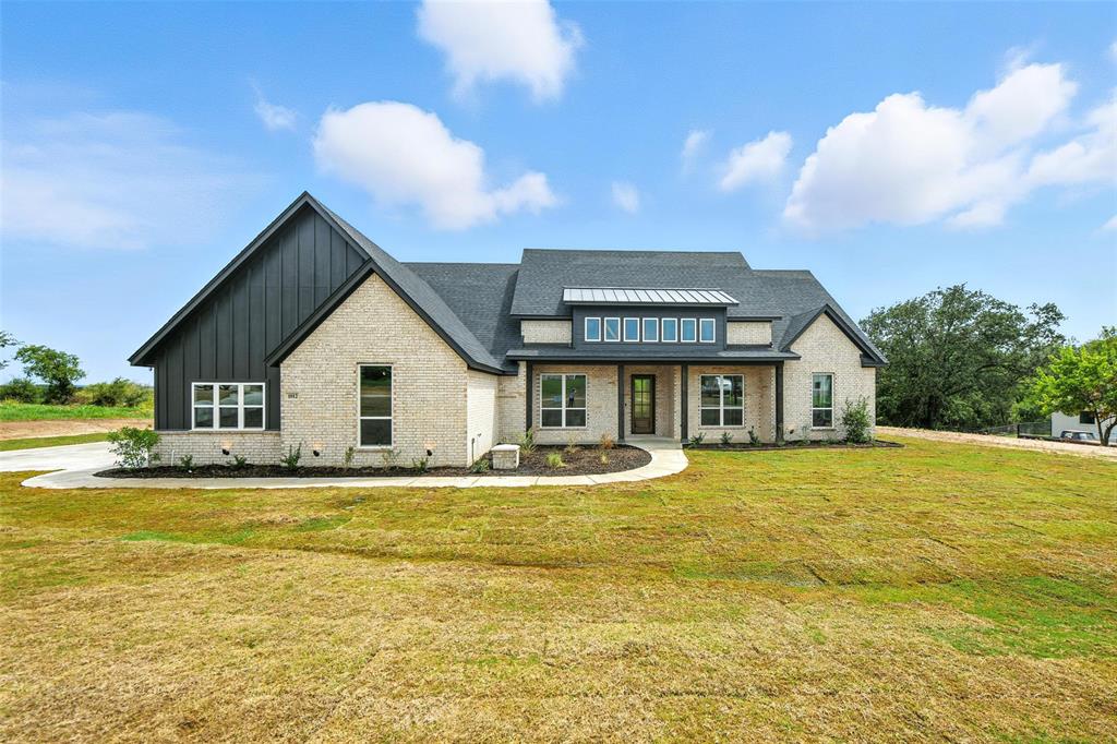 Weatherford, Texas, 76088, United States, 4 Bedrooms Bedrooms, ,3 BathroomsBathrooms,Residential,For Sale,1939670