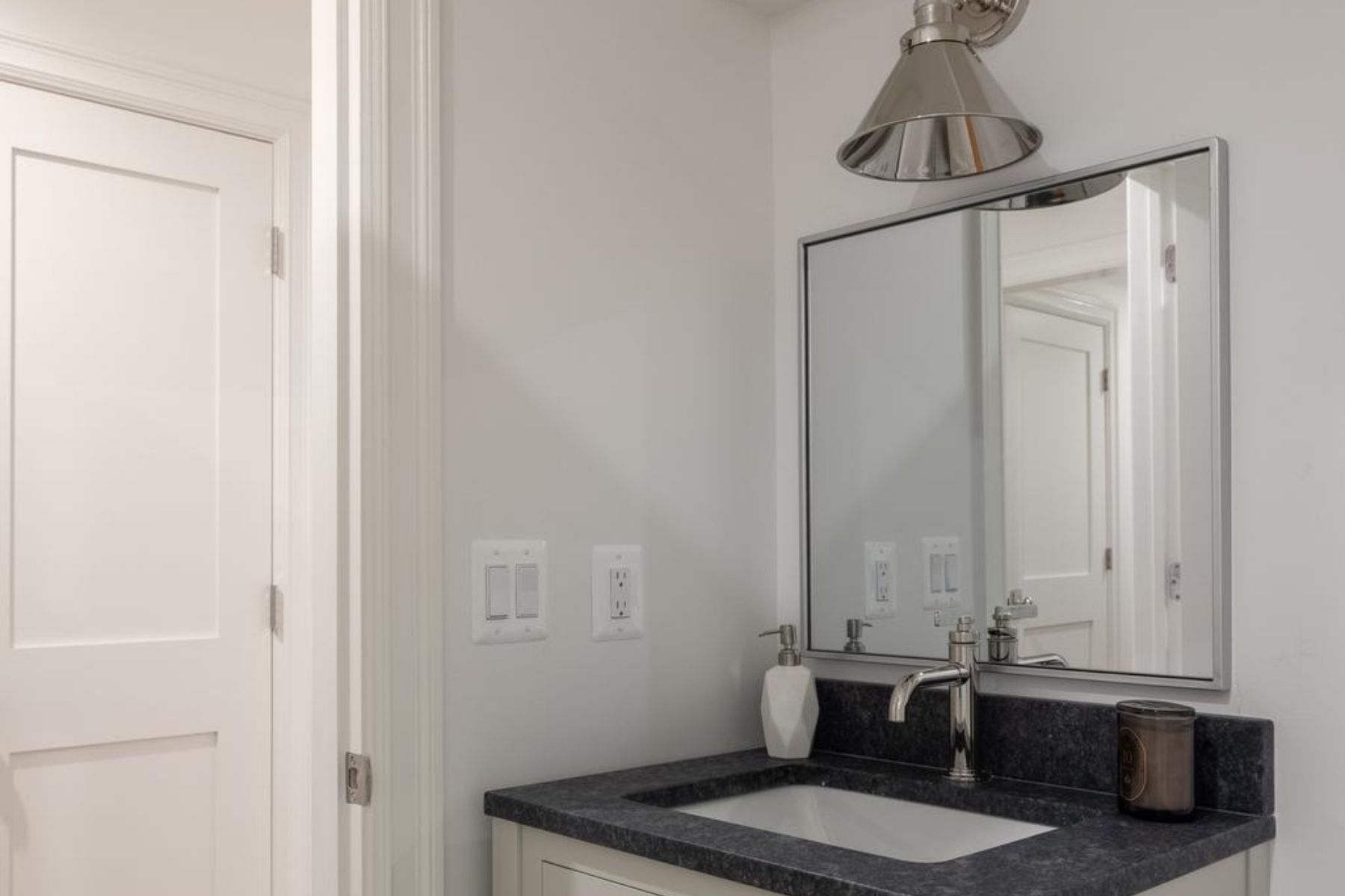  3543 Albemarle Street NW, Washington, DC, 20008 - 物件實景