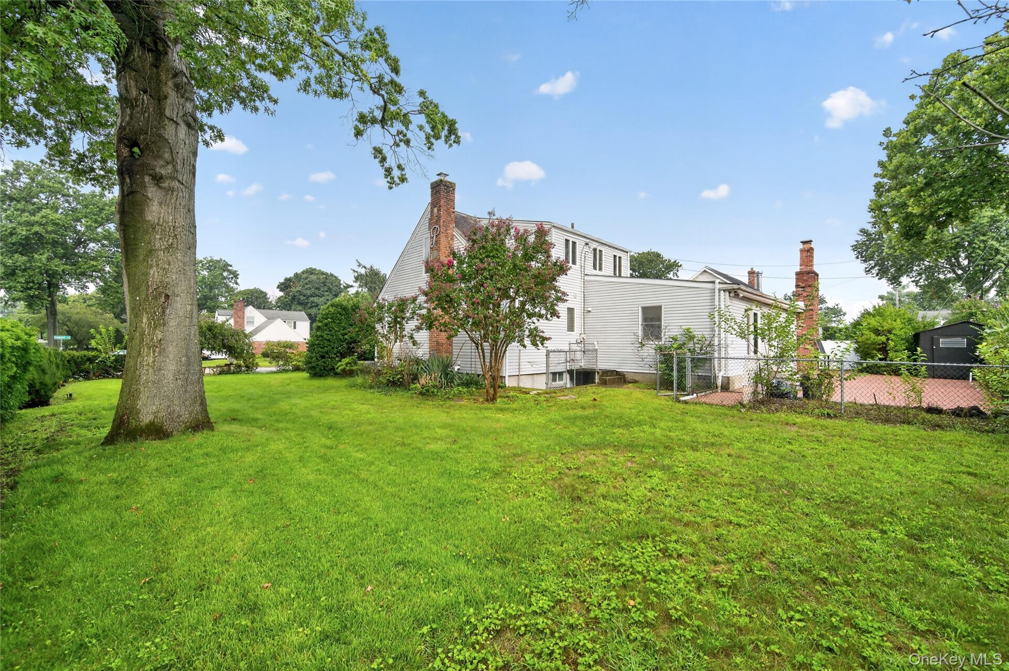  146 Longwood Avenue, Westbury, NY, 11590 - 物件實景