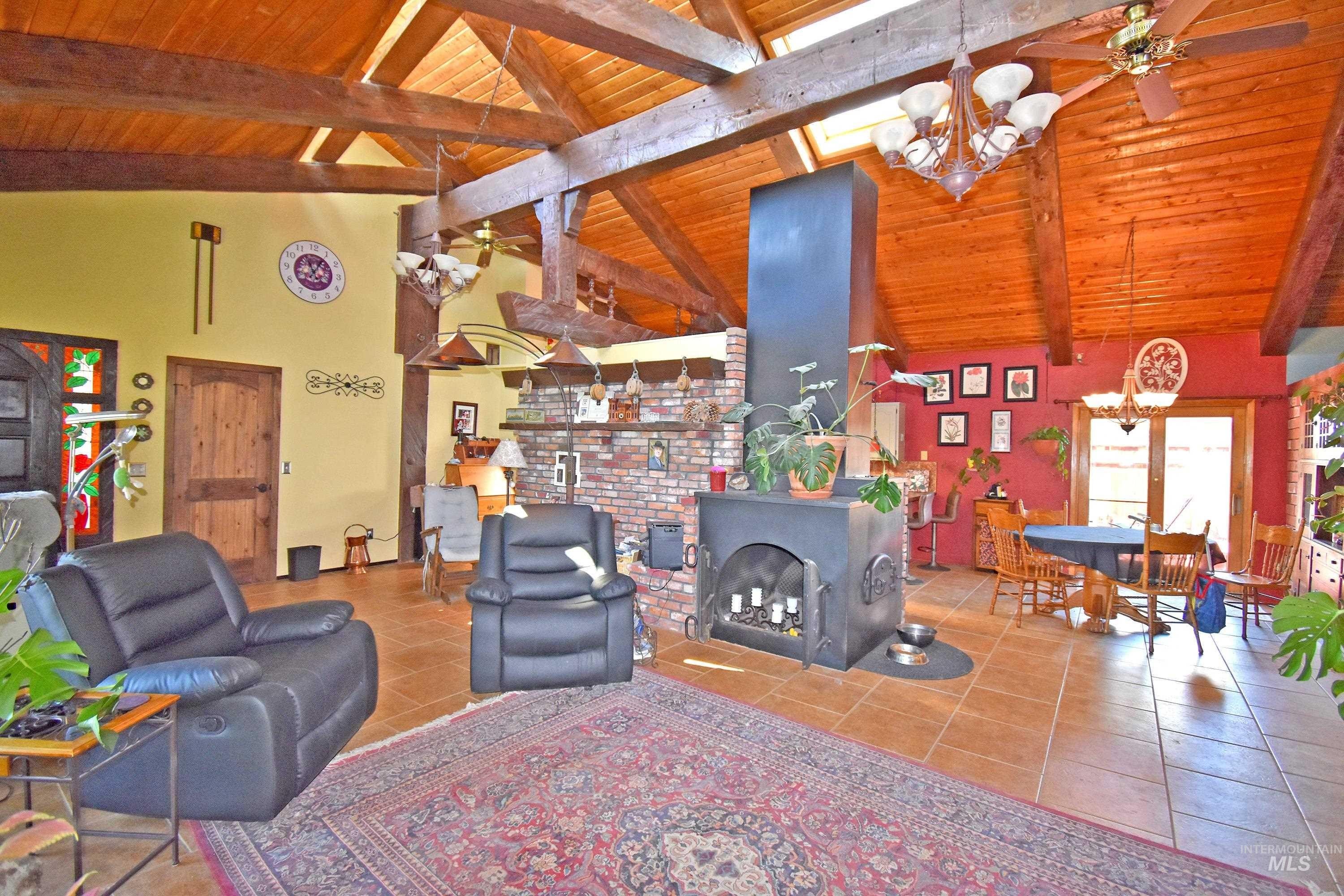 Clarkston, Washington, 99403, United States, 3 Bedrooms Bedrooms, ,2 BathroomsBathrooms,Residential,For Sale,1922851