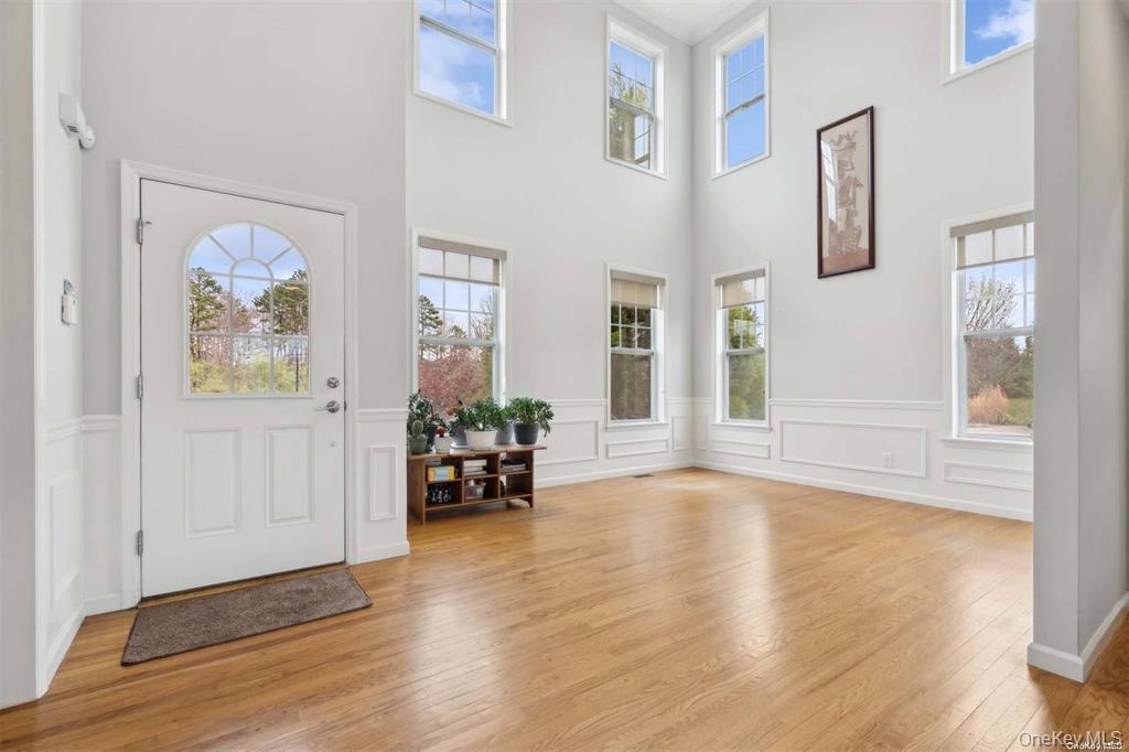 Eastport, New York, 11941, United States, 4 Bedrooms Bedrooms, ,3 BathroomsBathrooms,Residential,For Sale,1987565