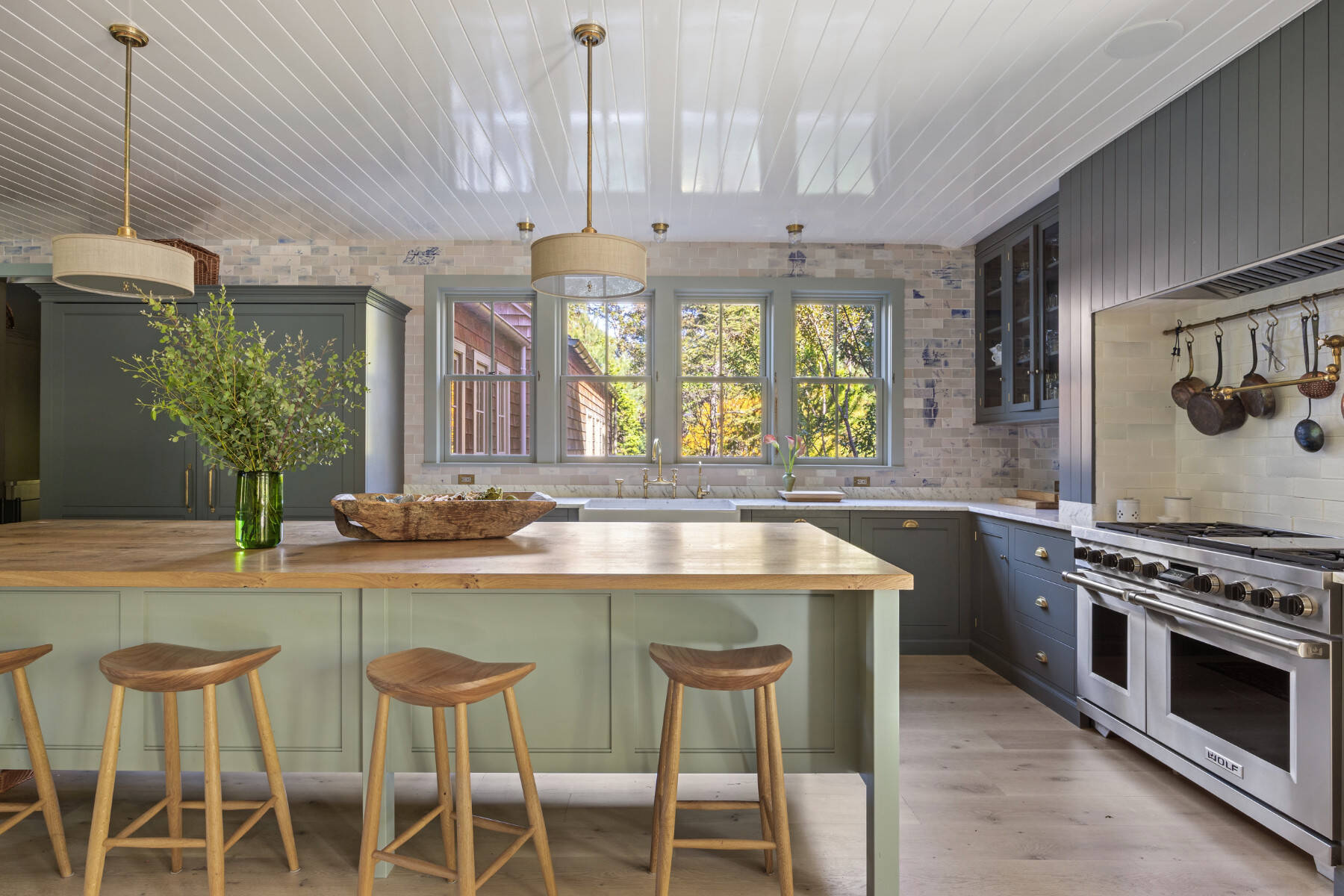  Dazzling East Hampton Compound Featured in Architectural Digest - 物件實景