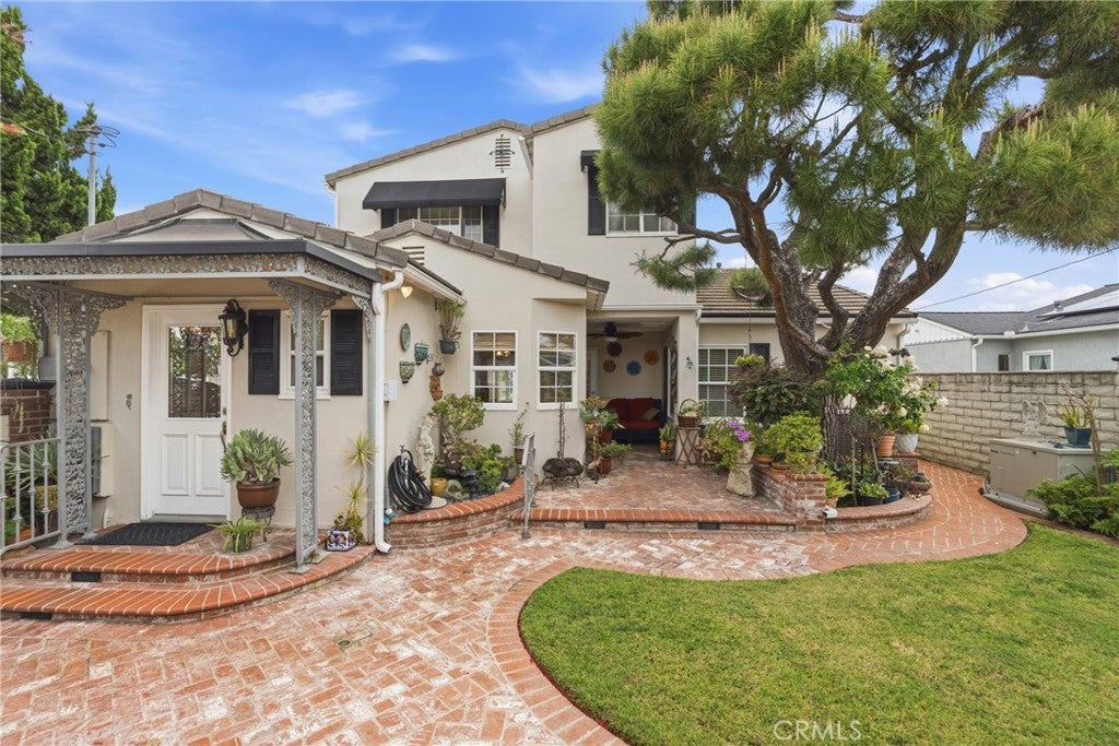 Alhambra, California, 91803, United States, 3 Bedrooms Bedrooms, ,3 BathroomsBathrooms,Residential,For Sale,2039866