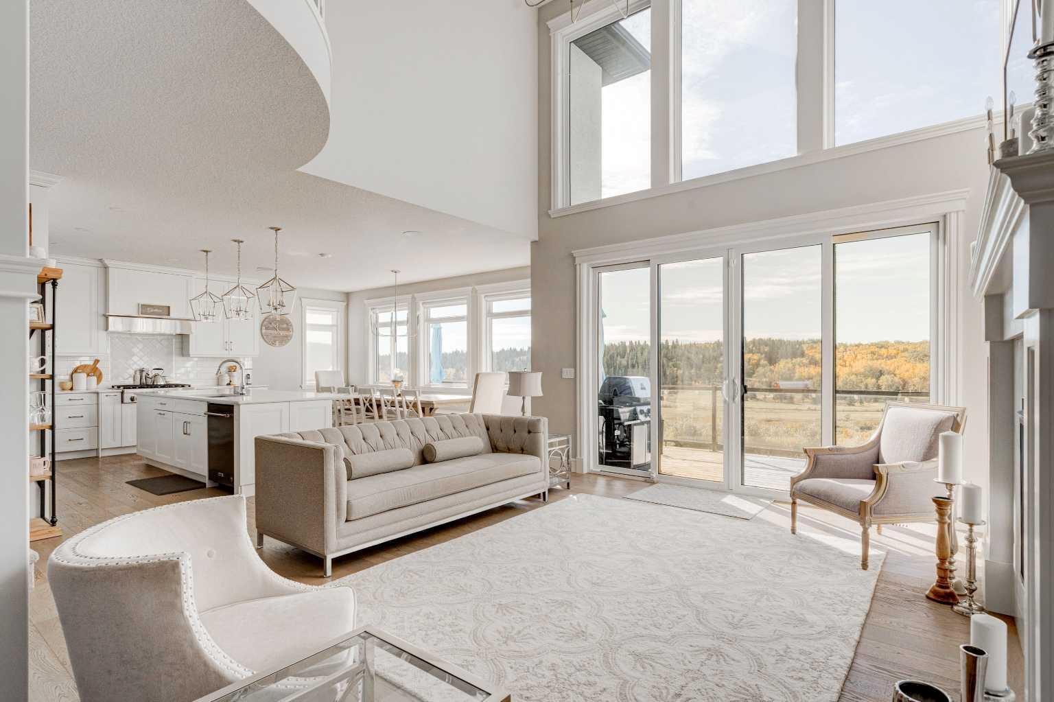 CALGARY, Alberta, T2X 2E1, CA, 4 Bedrooms Bedrooms, ,3 BathroomsBathrooms,Residential,For Sale,1987816