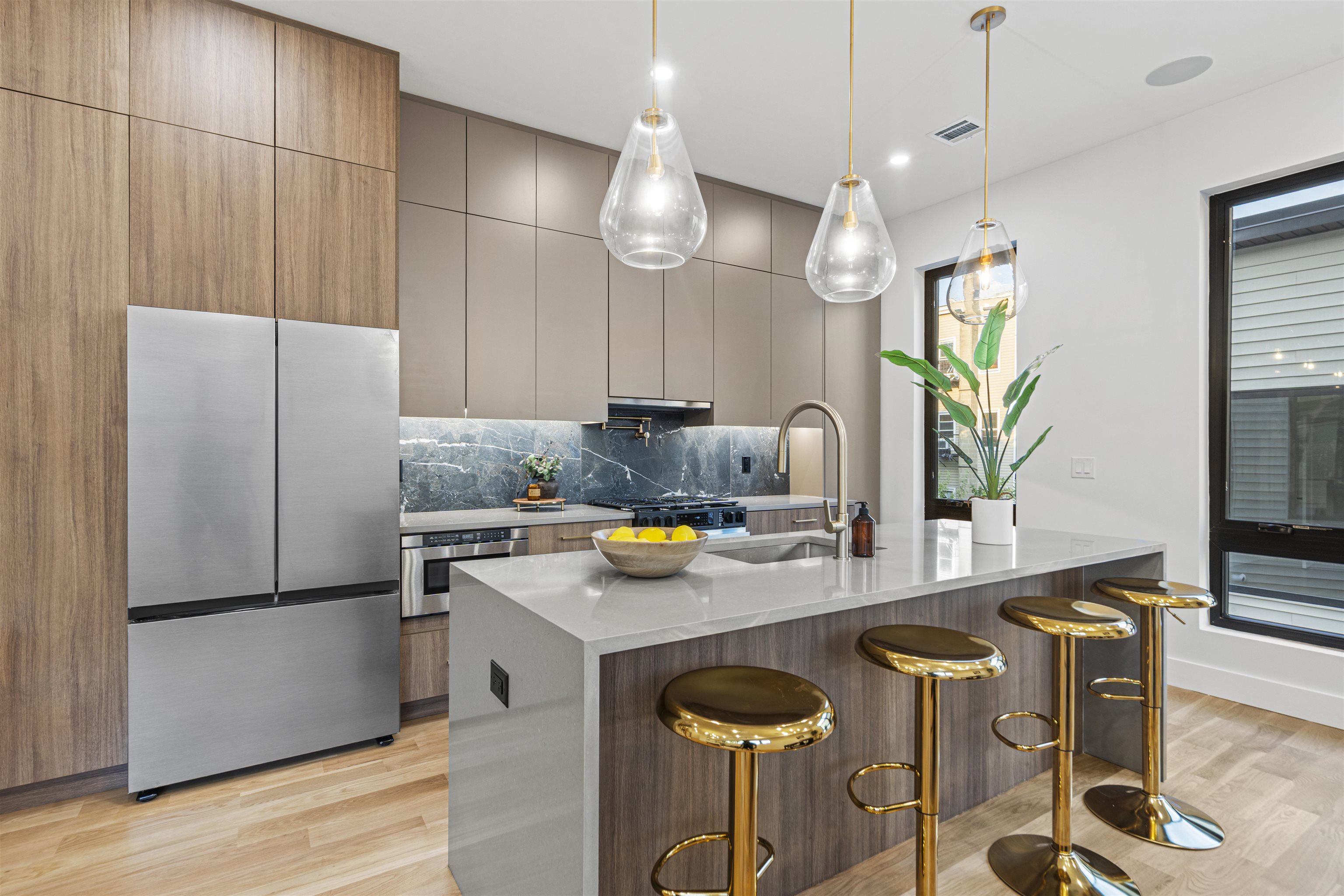 Jersey City, New Jersey, 07307, United States, 3 Bedrooms Bedrooms, ,3 BathroomsBathrooms,Residential,For Sale,2001766