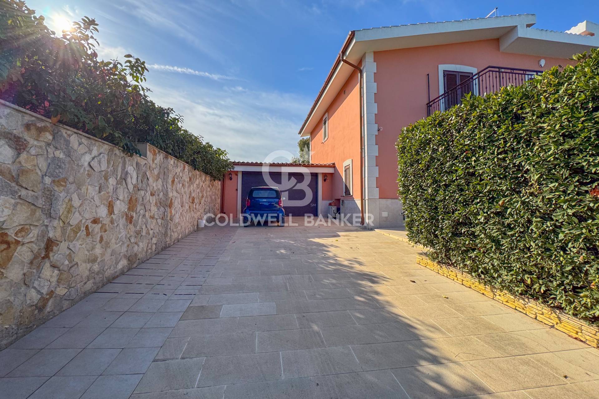 Trani, Barletta-Andria-Trani, 70059, IT, 5 Bedrooms Bedrooms, ,5 BathroomsBathrooms,Residential,For Sale,1967517