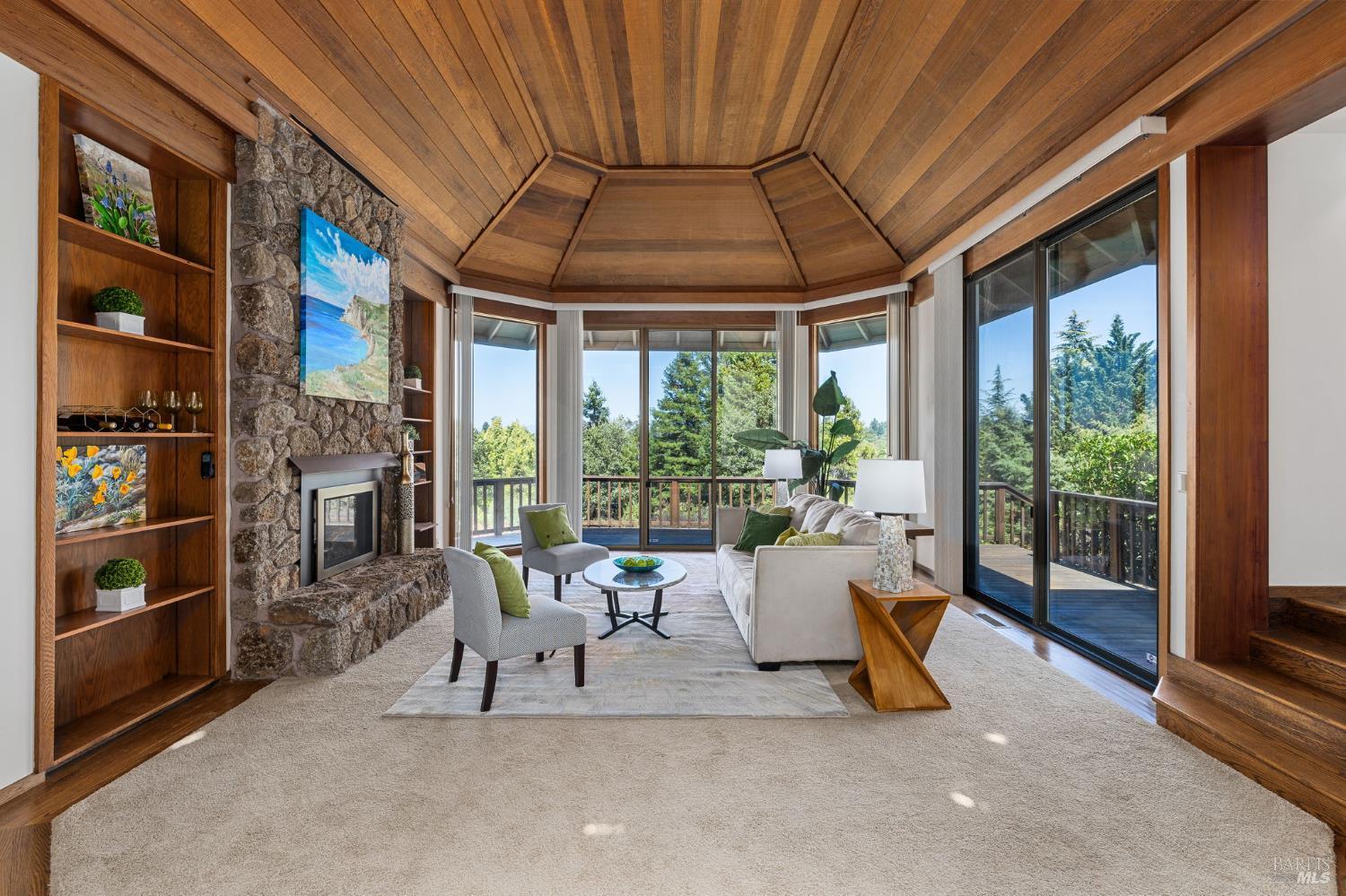 Sebastopol, California, 95472, United States, 4 Bedrooms Bedrooms, ,5 BathroomsBathrooms,Residential,For Sale,1980868