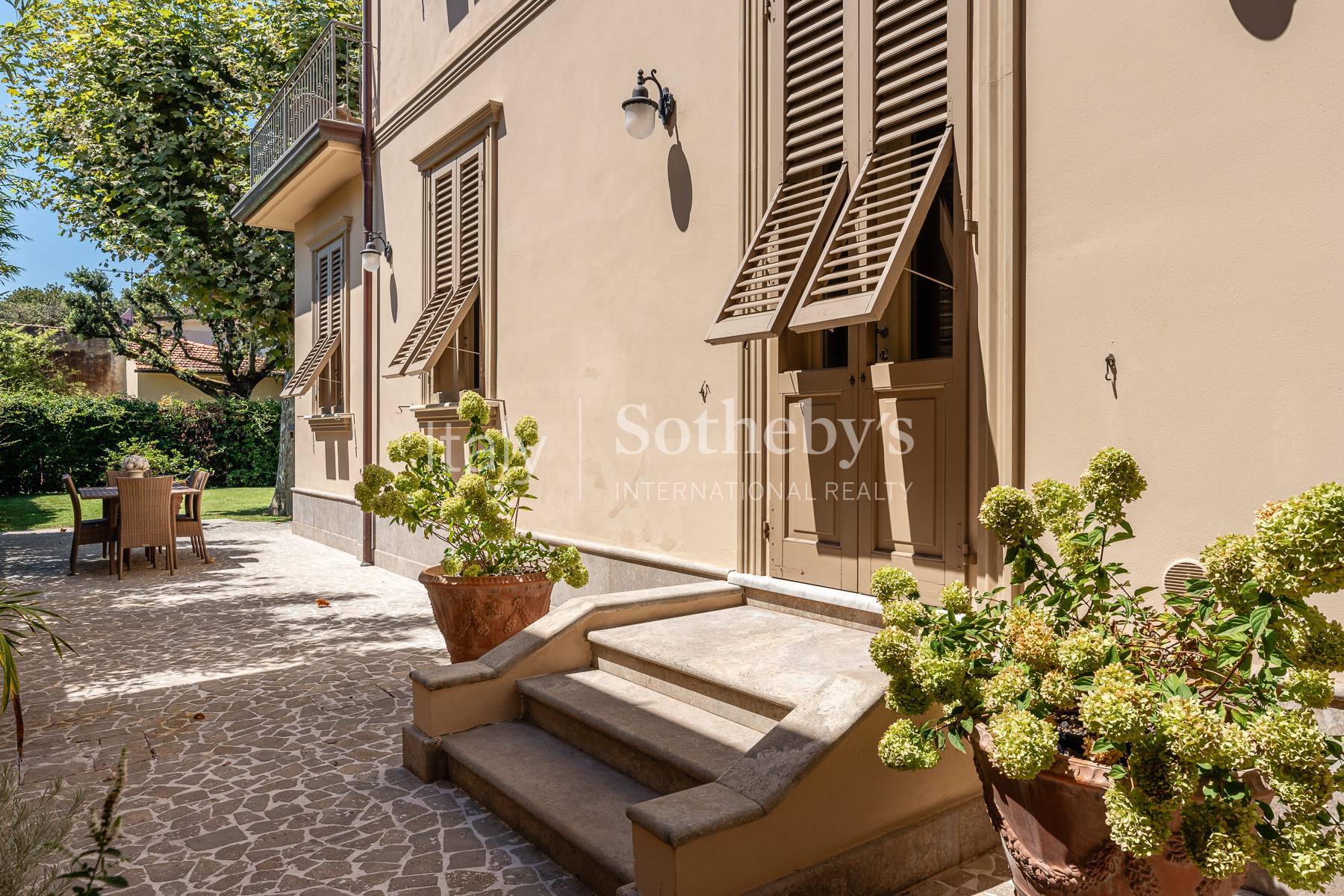  Elegant villa with dépendance in Forte dei Marmi - 物件實景