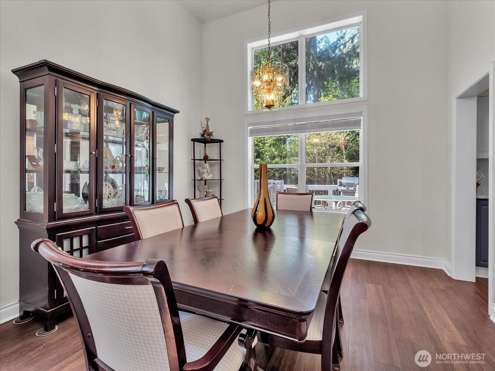 FEDERAL WAY, Washington, 98003, United States, 5 Bedrooms Bedrooms, ,3 BathroomsBathrooms,Residential,For Sale,1876499