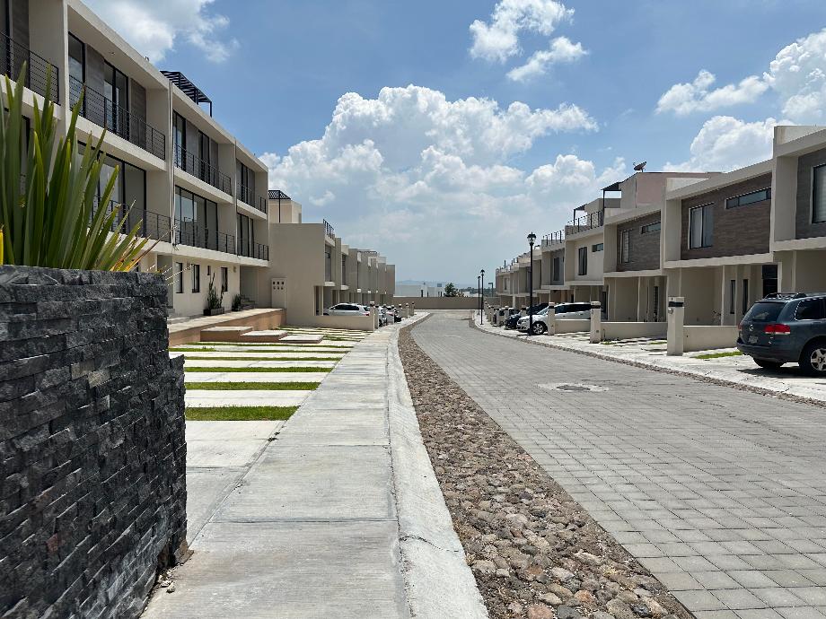 Paso de los Toros, Querétaro, Querétaro, 76146, Mexico, 3 Bedrooms Bedrooms, ,3 BathroomsBathrooms,Residential,For Sale,Paso de los Toros,1621772