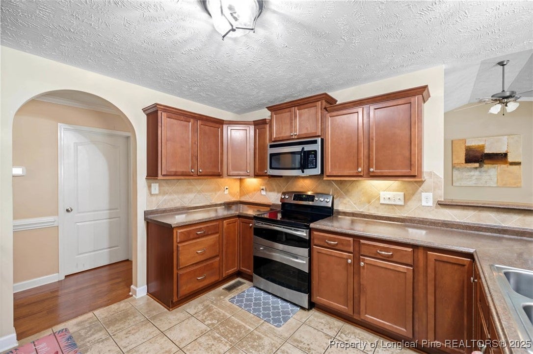 Hope Mills, North Carolina, 28348, United States, 3 Bedrooms Bedrooms, ,2 BathroomsBathrooms,Residential,For Sale,1984187