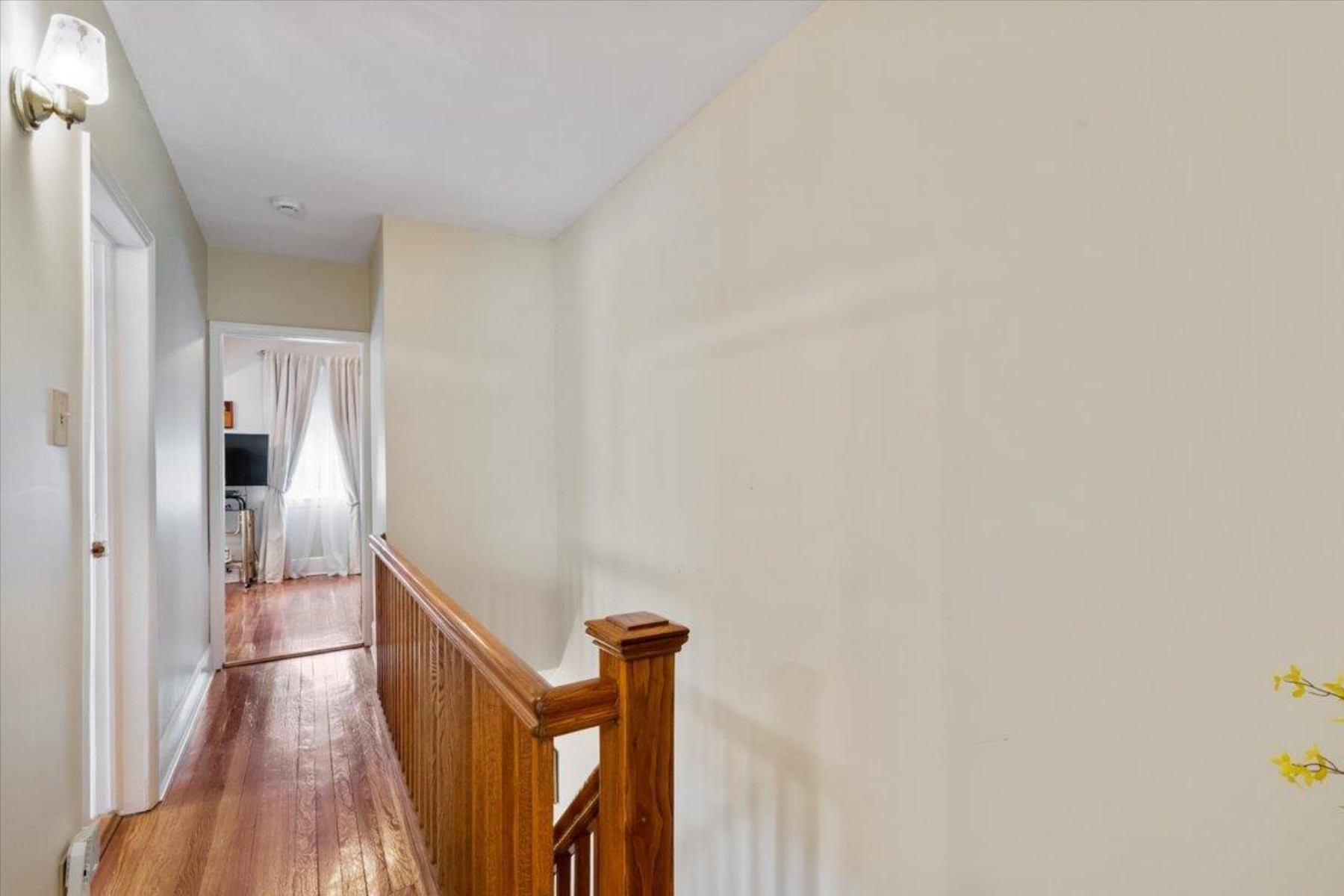  6928 Woodhaven Boulevard, Rego Park, NY, 11374 - 物件實景