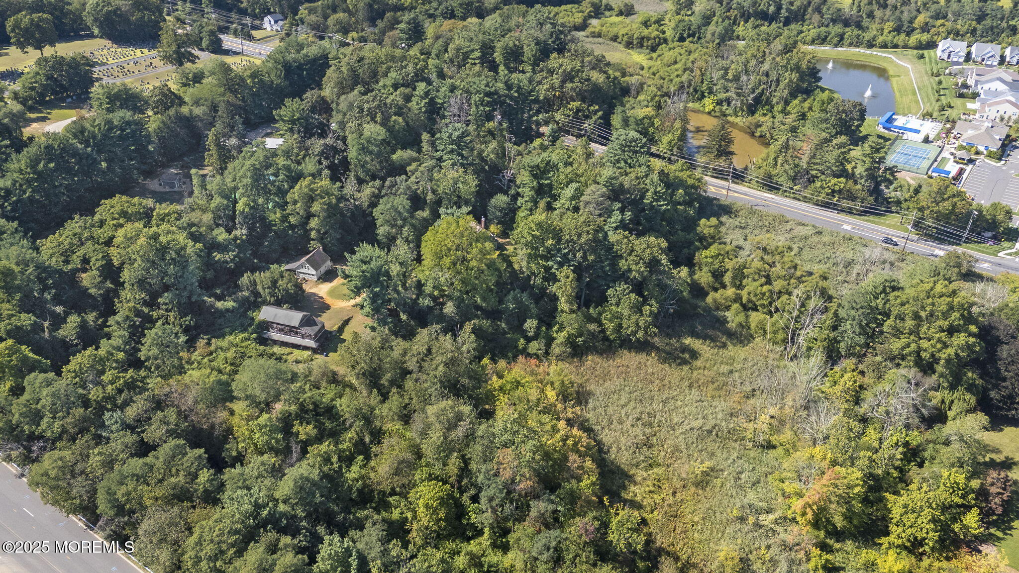 Freehold, New Jersey, 07728, United States, 4 Bedrooms Bedrooms, ,2 BathroomsBathrooms,Residential,For Sale,2005222