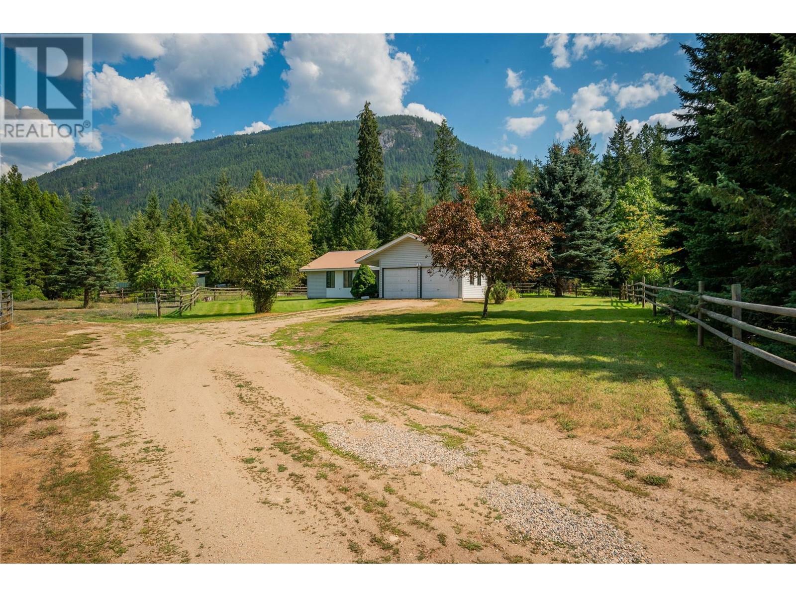 WINLAW, British Columbia, V0G 2J0, CA, 3 Bedrooms Bedrooms, ,2 BathroomsBathrooms,Residential,For Sale,1839031
