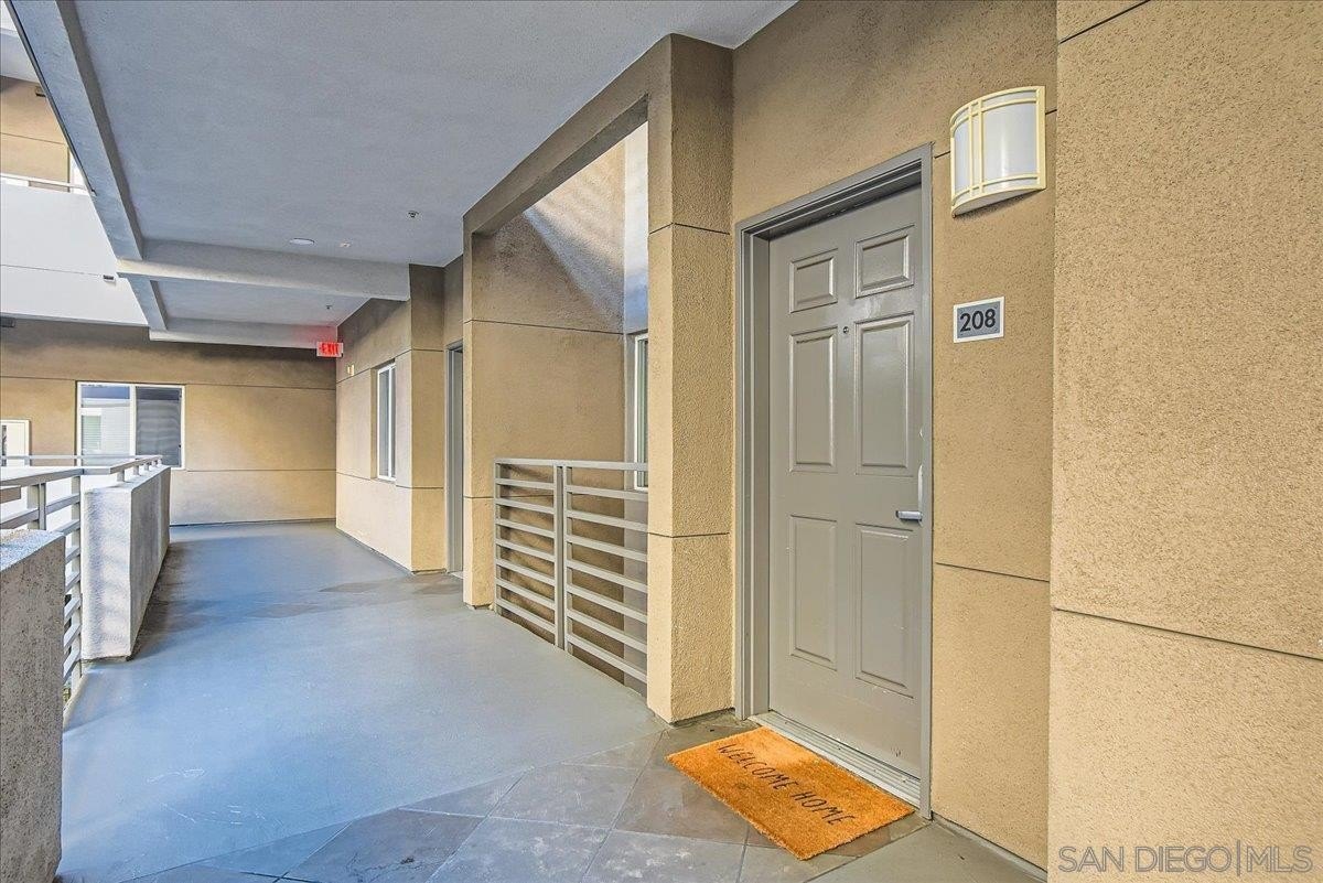 1643 6Th Ave 208, San Diego, California, 92101, United States, 2 Bedrooms Bedrooms, ,2 BathroomsBathrooms,Residential,For Sale,1643 6Th Ave 208,1673339