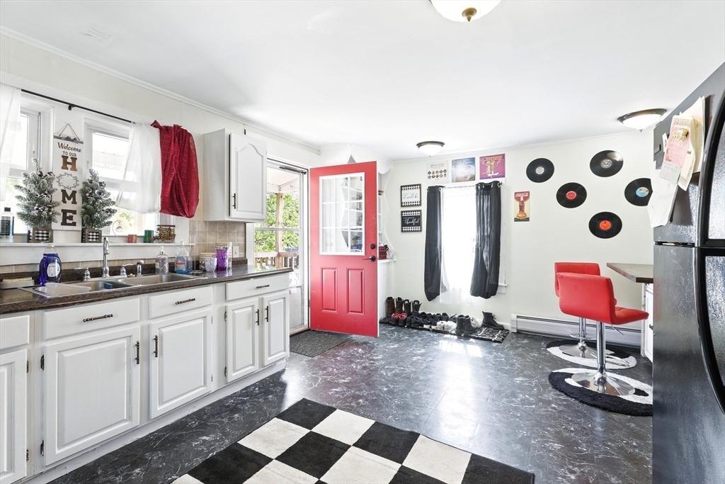 Monson, Massachusetts, 01057, United States, 7 Bedrooms Bedrooms, ,5 BathroomsBathrooms,Residential,For Sale,1795174