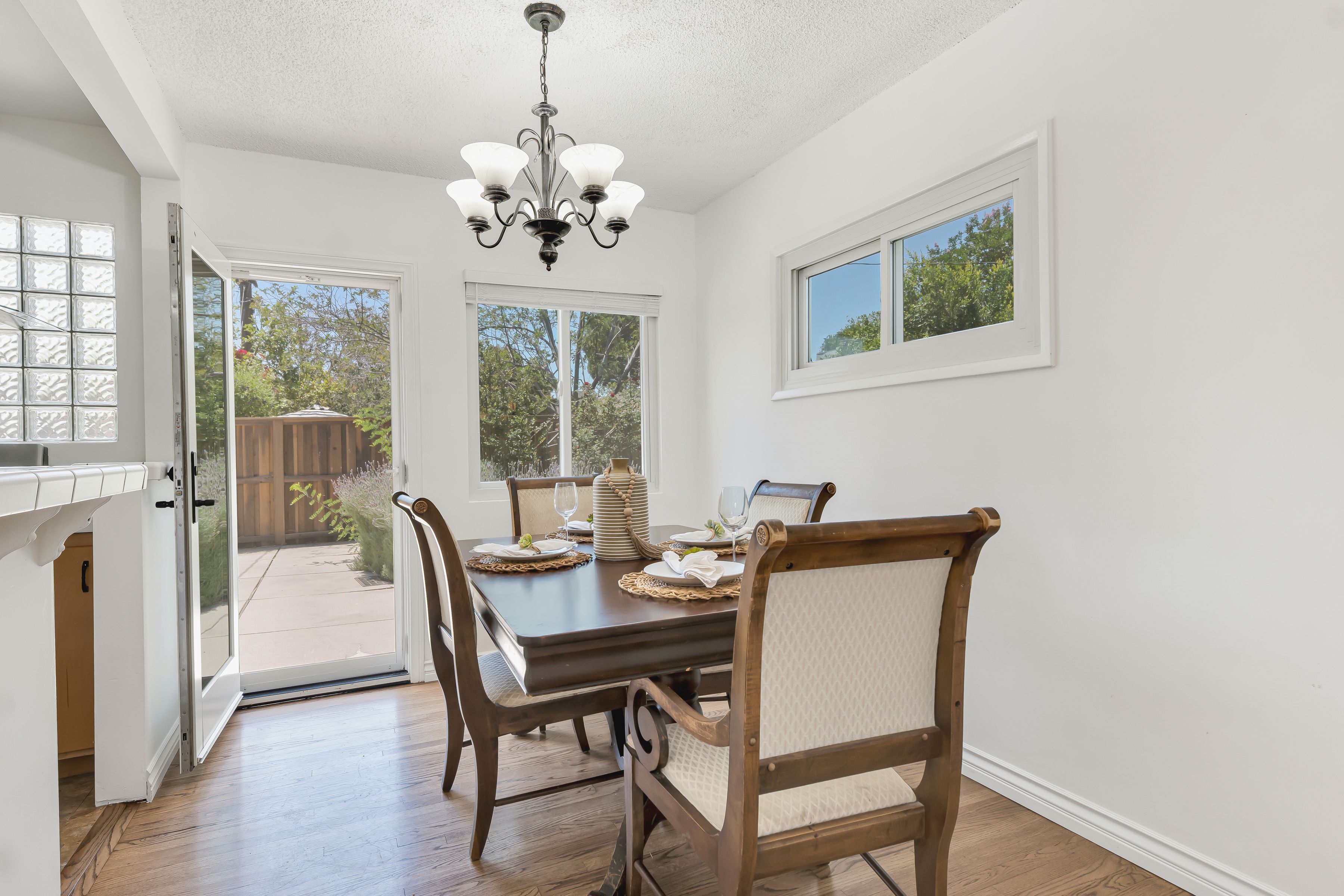  Timeless Charm in Winnetka - 物件實景