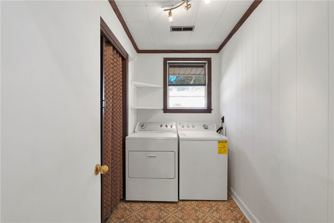 Anderson, South Carolina, 29626, United States, 3 Bedrooms Bedrooms, ,2 BathroomsBathrooms,Residential,For Sale,1721983