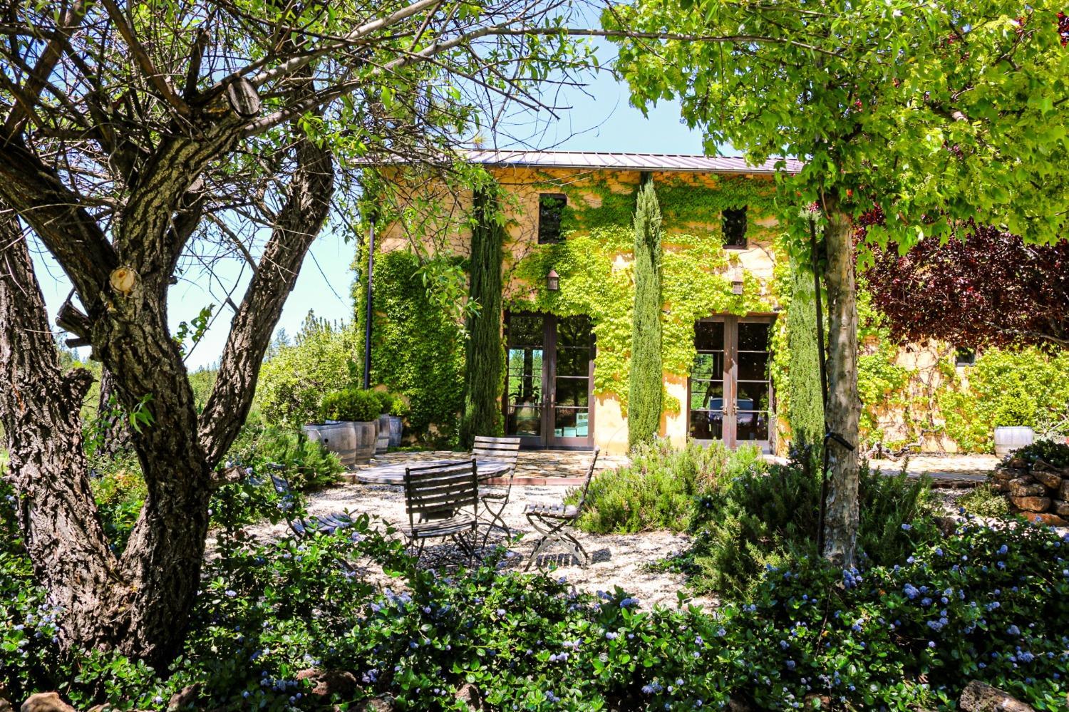 Placerville, California, 95667, United States, 4 Bedrooms Bedrooms, ,2 BathroomsBathrooms,Residential,For Sale,1853951