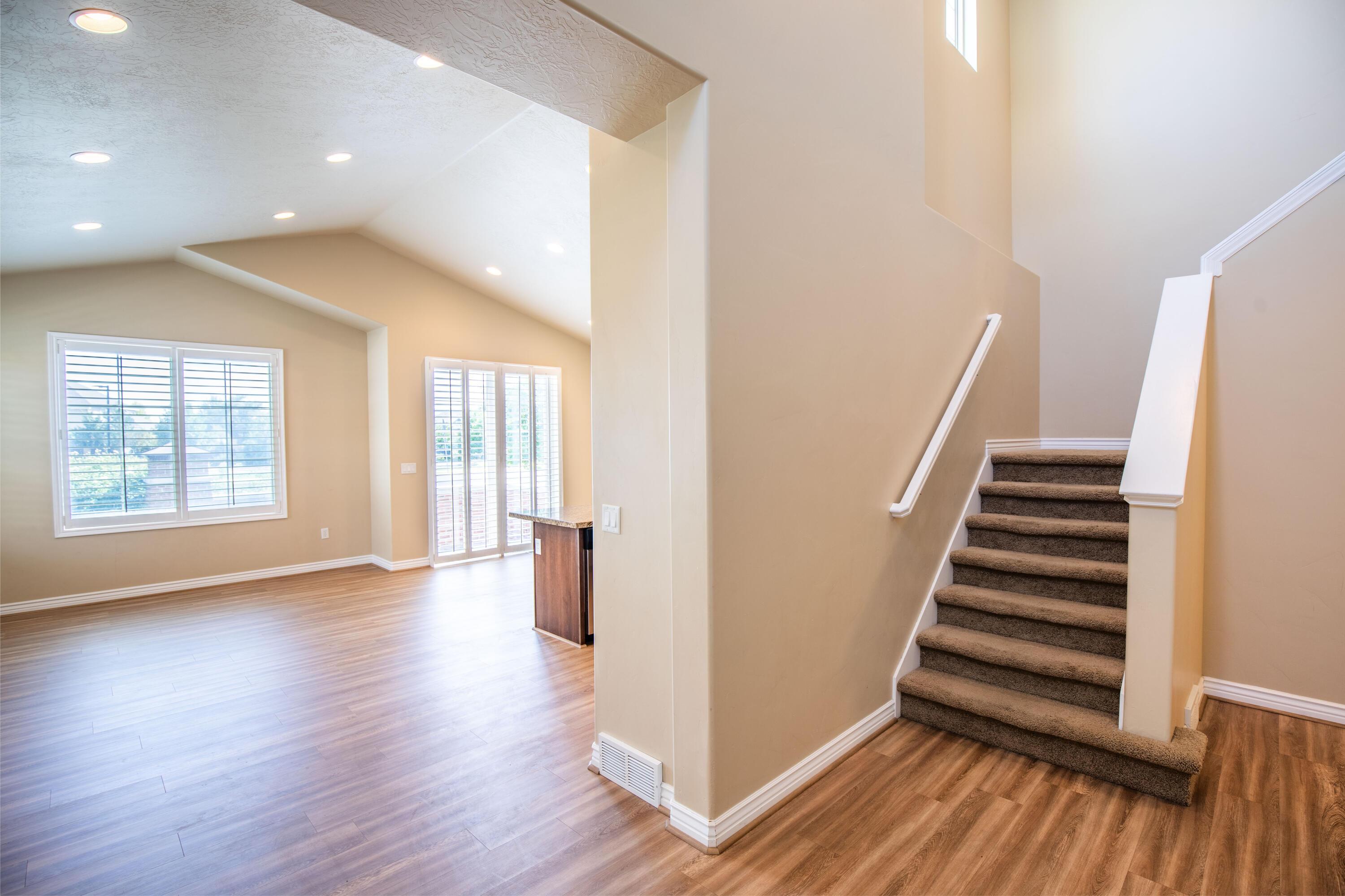LEHI, Utah, 84043, United States, 5 Bedrooms Bedrooms, ,4 BathroomsBathrooms,Residential,For Sale,1935111