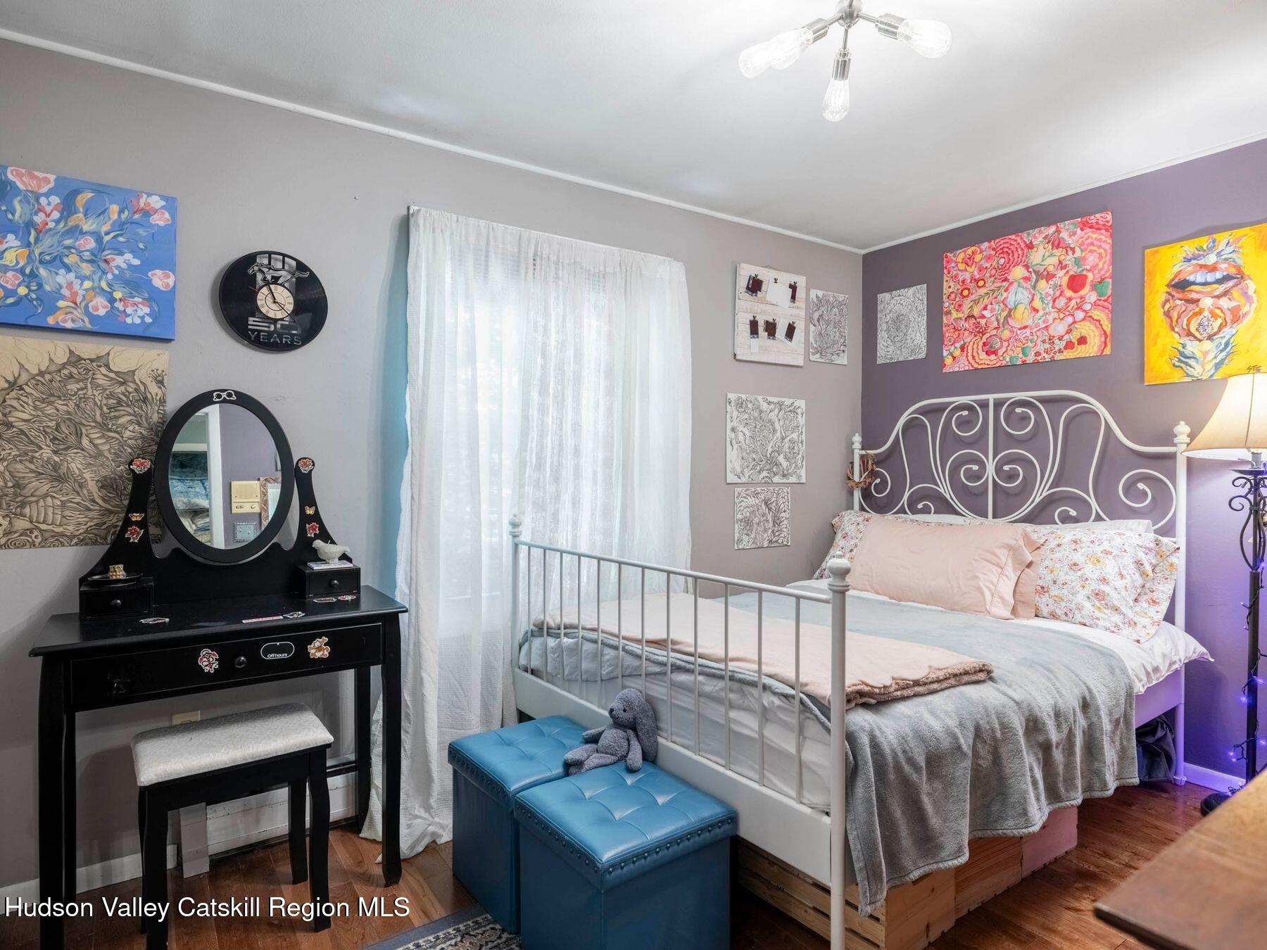 New Paltz, New York, 12561, United States, 4 Bedrooms Bedrooms, ,3 BathroomsBathrooms,Residential,For Sale,1849625