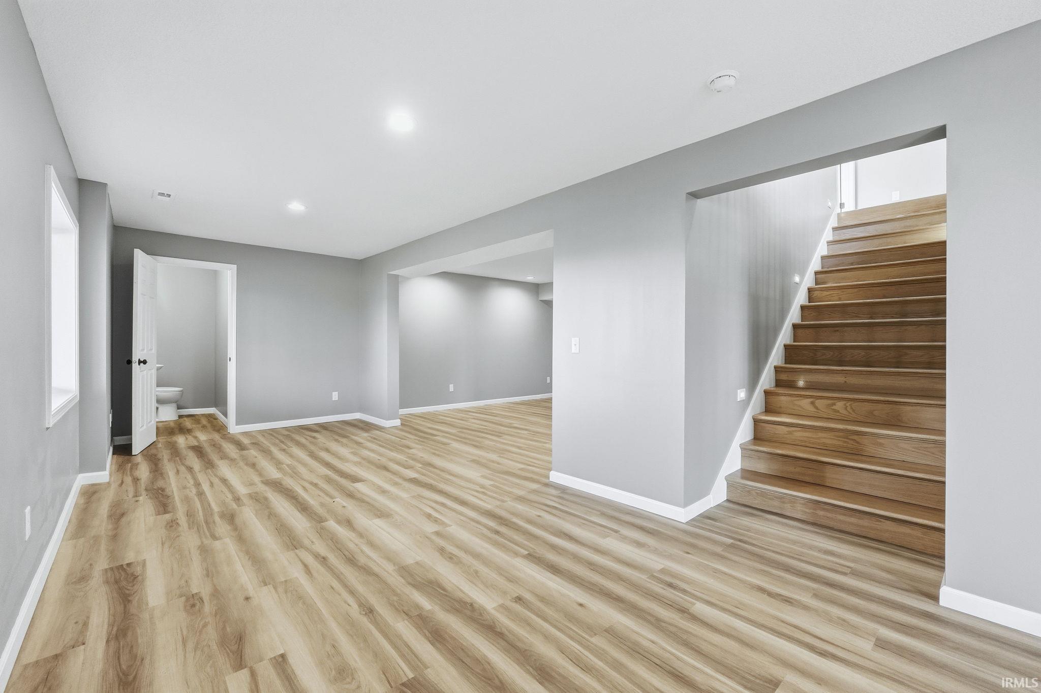 Churubusco, Indiana, 46723, United States, 3 Bedrooms Bedrooms, ,3 BathroomsBathrooms,Residential,For Sale,1987085