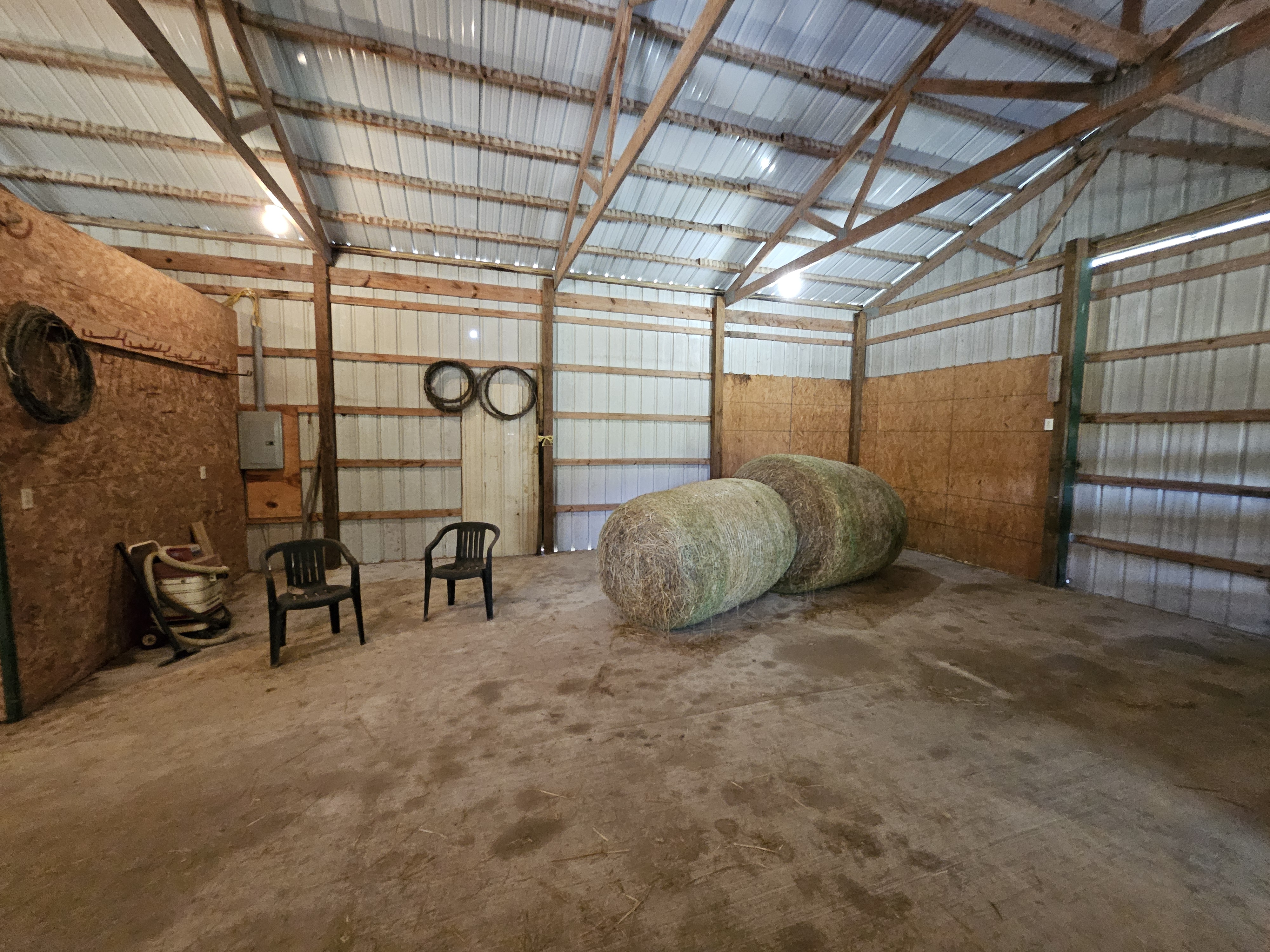 Aurora, Missouri, 65605, United States, 4 Bedrooms Bedrooms, ,2 BathroomsBathrooms,Residential,For Sale,1984470