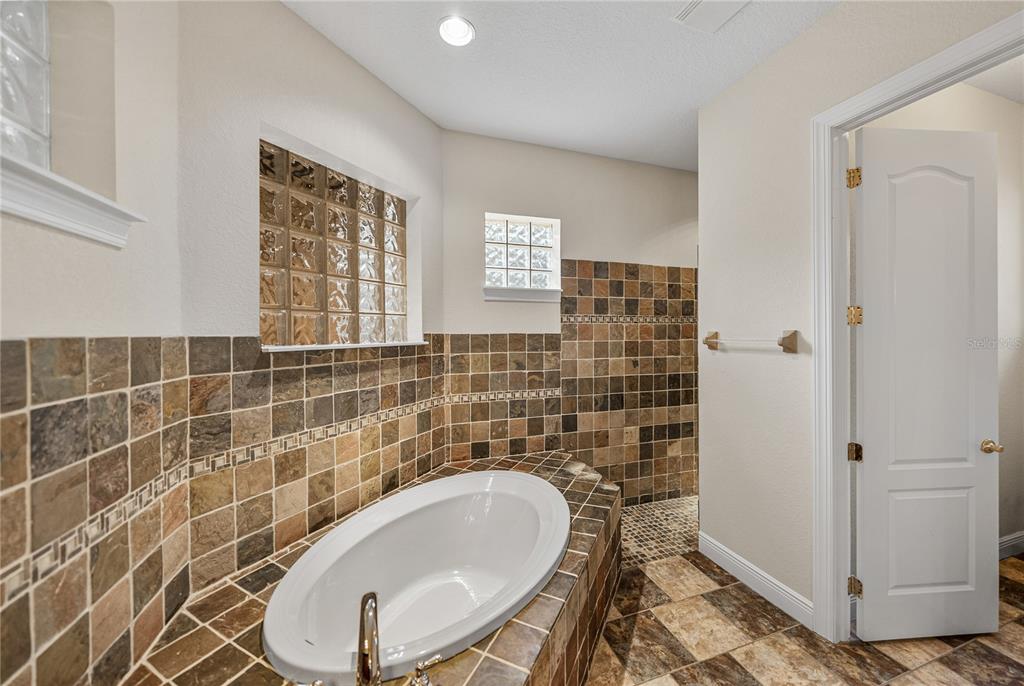 Riverview, Florida, 33569, United States, 4 Bedrooms Bedrooms, ,3 BathroomsBathrooms,Residential,For Sale,1991994