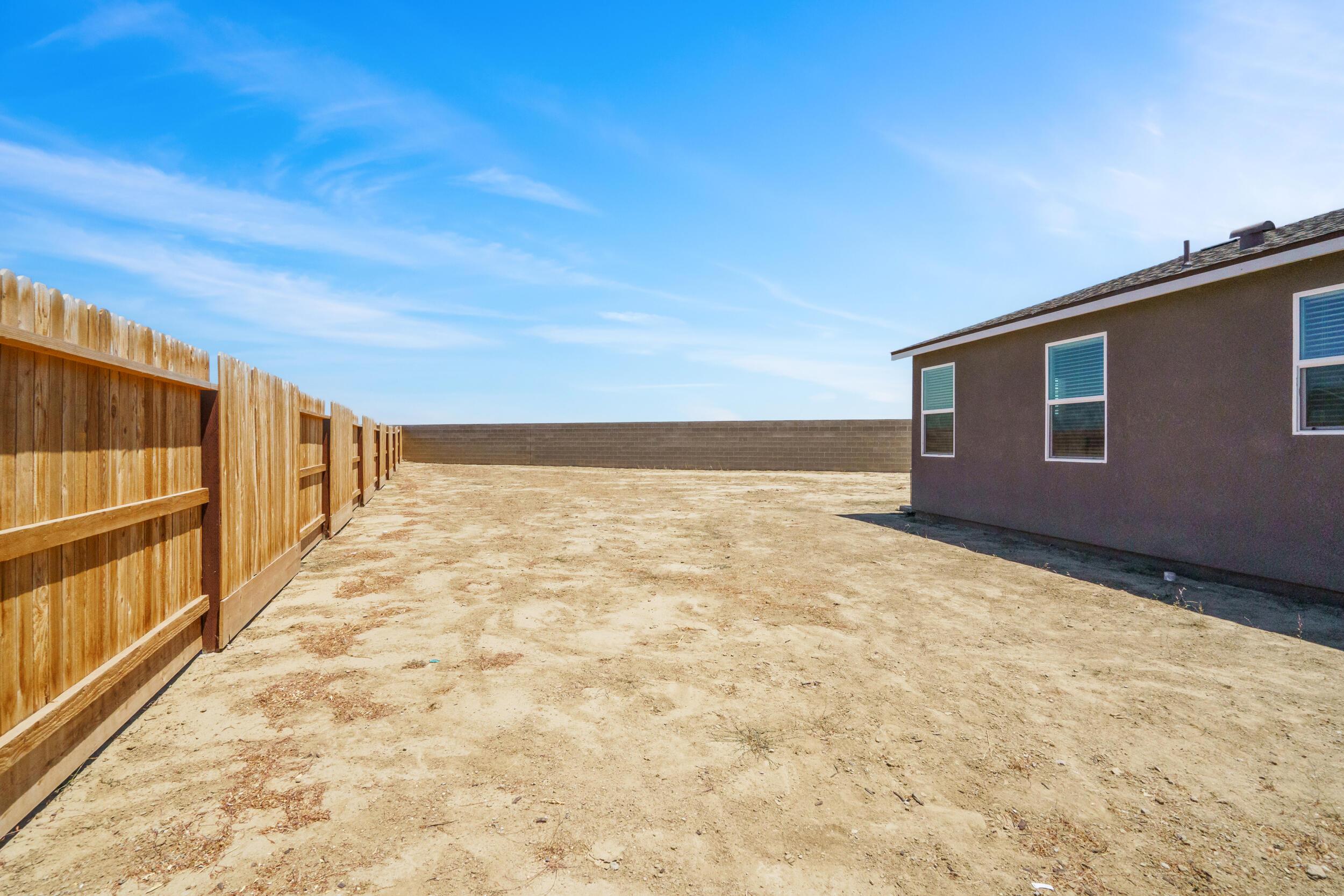 Bakersfield, California, 93314, United States, 4 Bedrooms Bedrooms, ,3 BathroomsBathrooms,Residential,For Sale,1923542