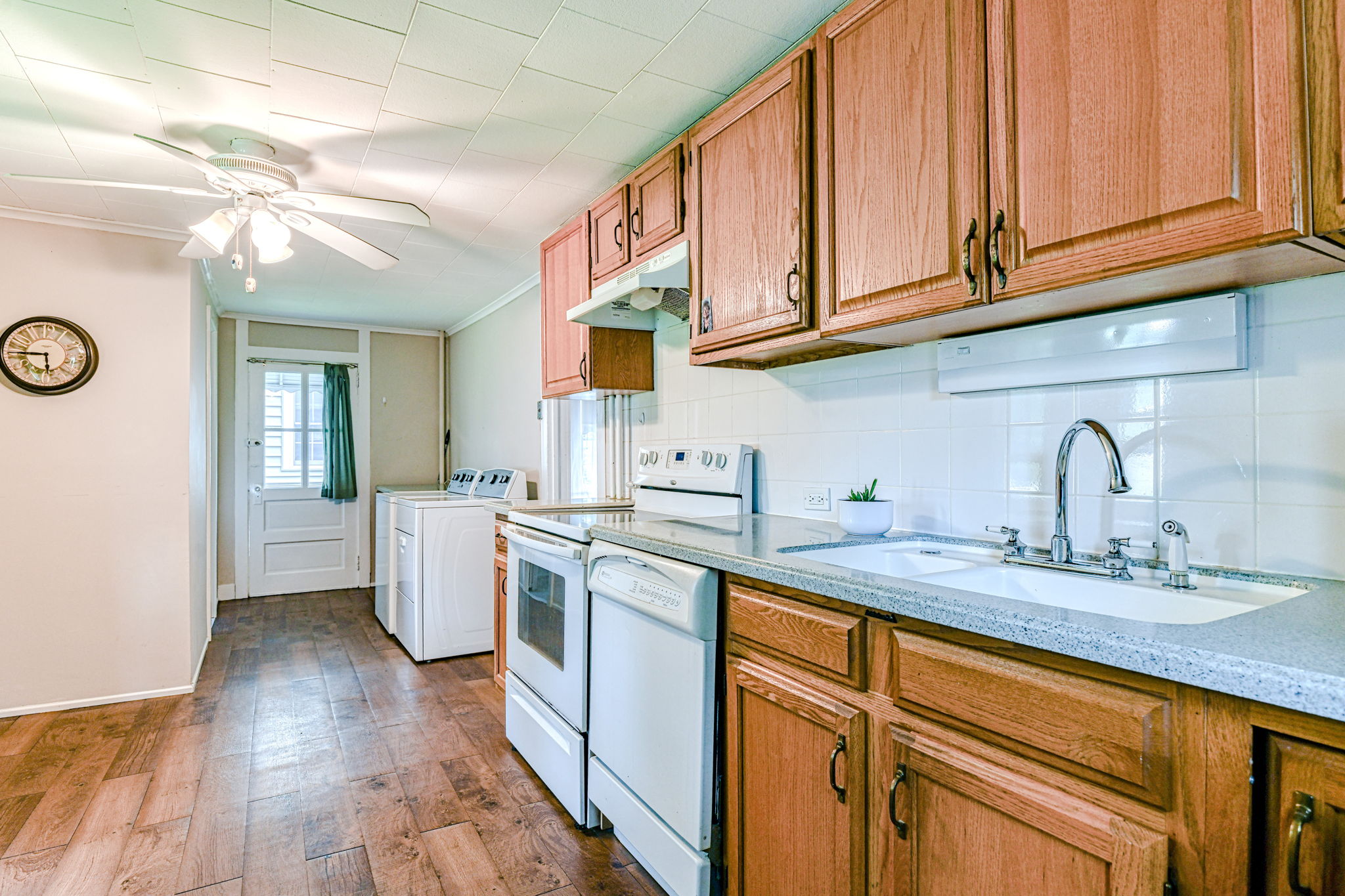 Monmouth, Ocean Township, New Jersey, 07712, United States, 4 Bedrooms Bedrooms, ,2 BathroomsBathrooms,Residential,For Sale,1894295