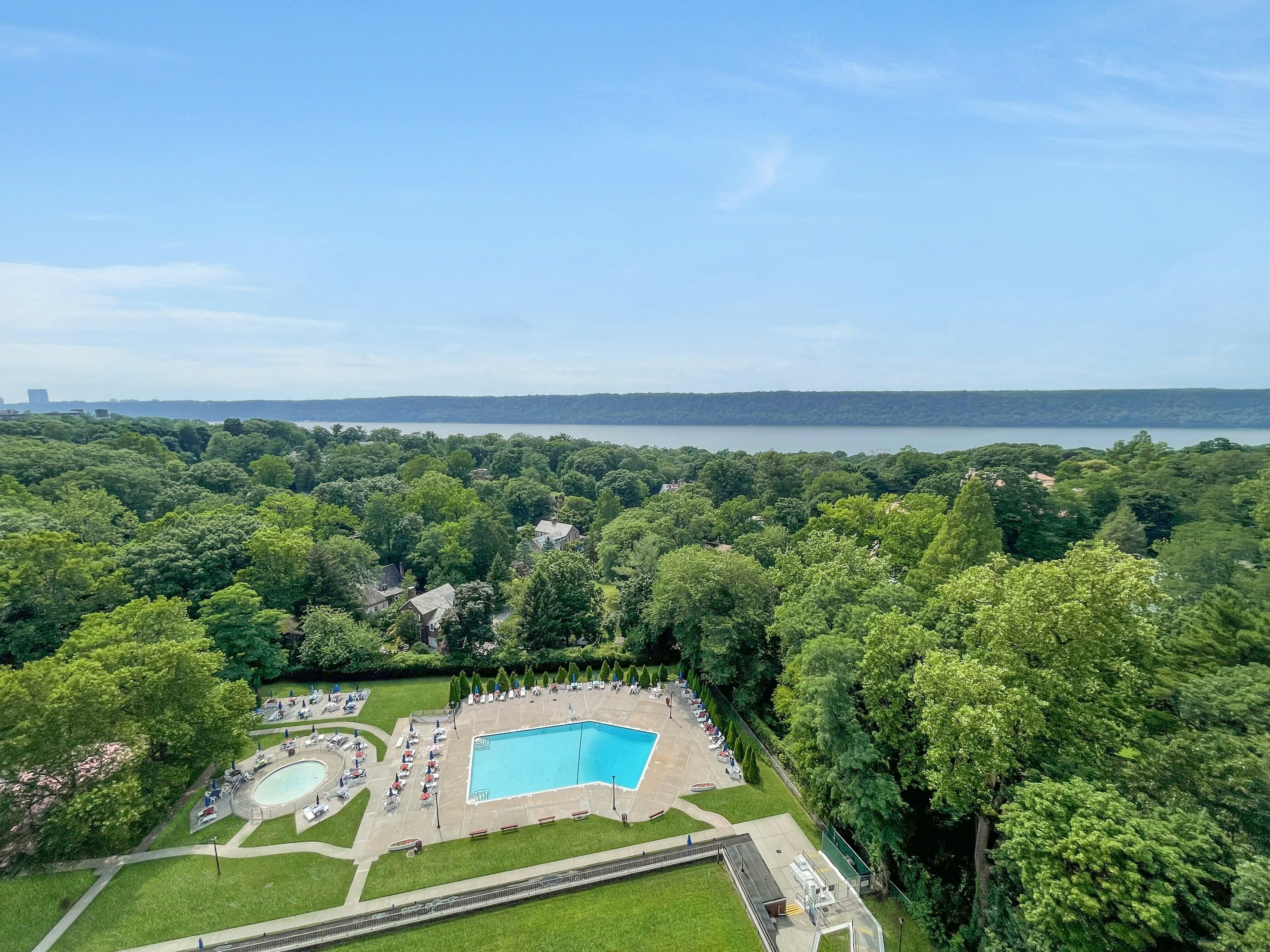  4705 Henry Hudson Parkway, Bronx, NY 10471 - 物件實景