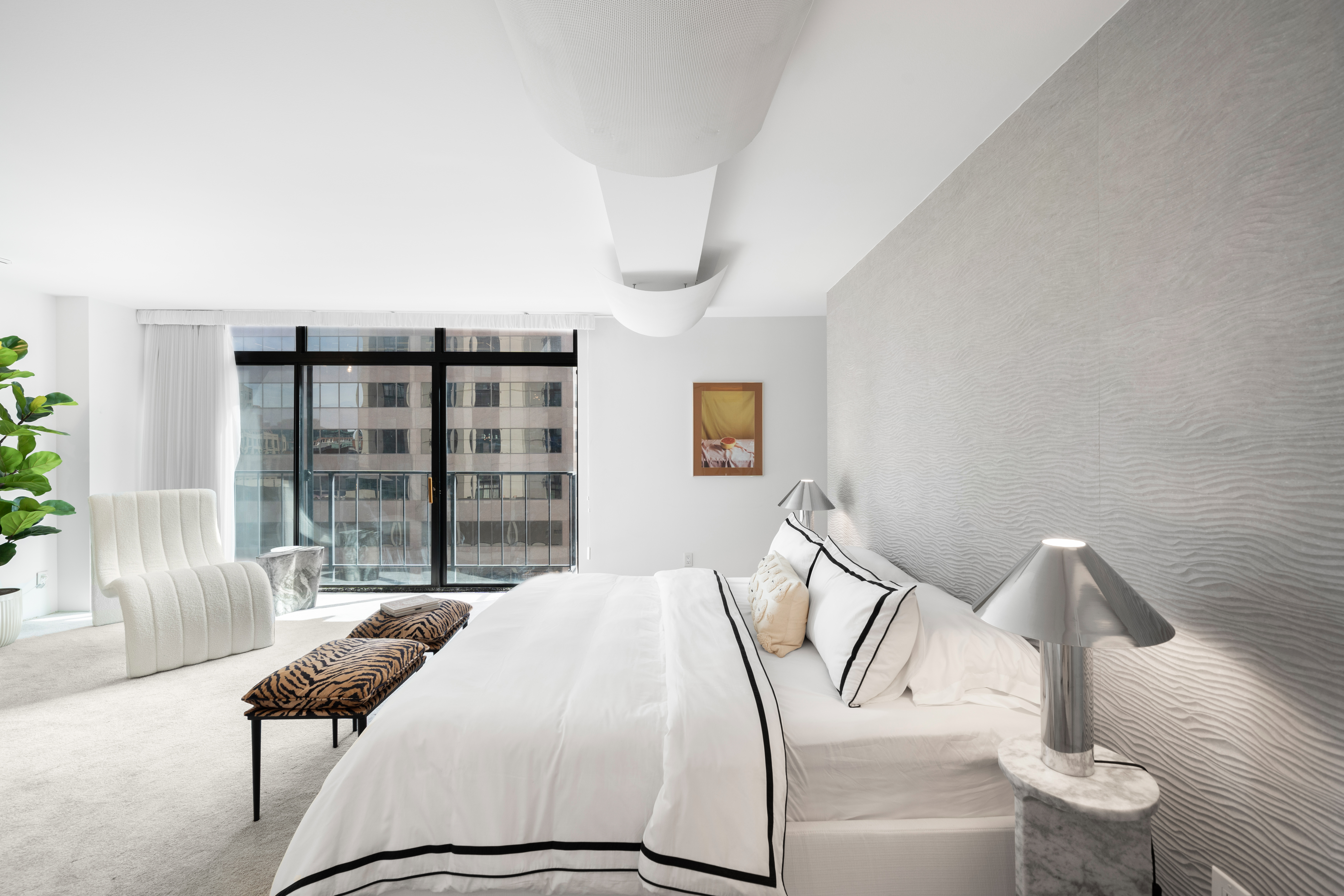  Skyline Luxury in LoDo: Sun-Filled 2BR Condo with Iconic Views - 物件實景