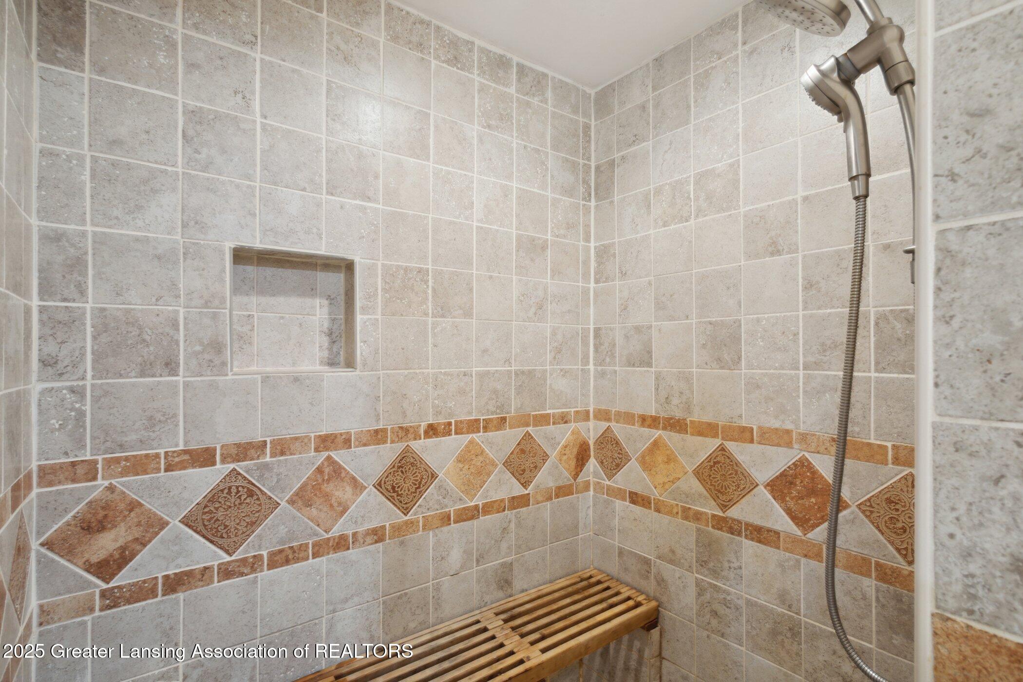 DeWitt, Michigan, 48820, United States, 4 Bedrooms Bedrooms, ,4 BathroomsBathrooms,Residential,For Sale,1911452