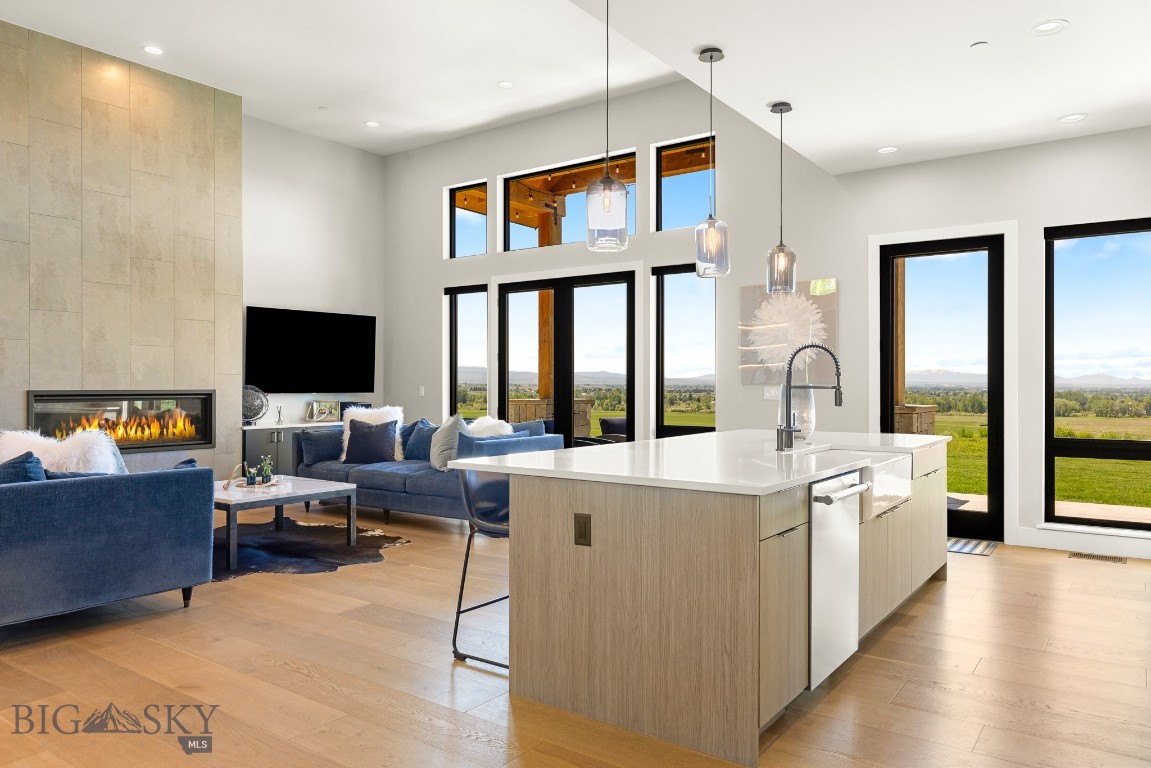 Bozeman, Montana, 59715, United States, 5 Bedrooms Bedrooms, ,5 BathroomsBathrooms,Residential,For Sale,1837717