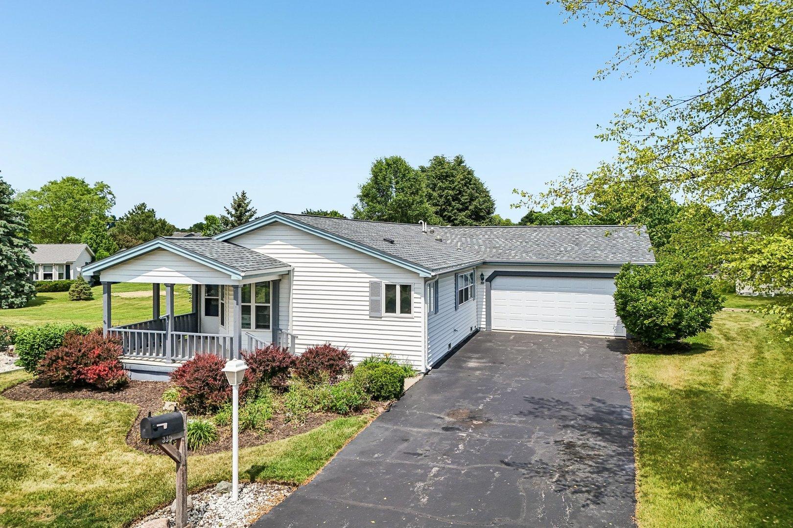Belmont Ct, Grayslake, IL 60030