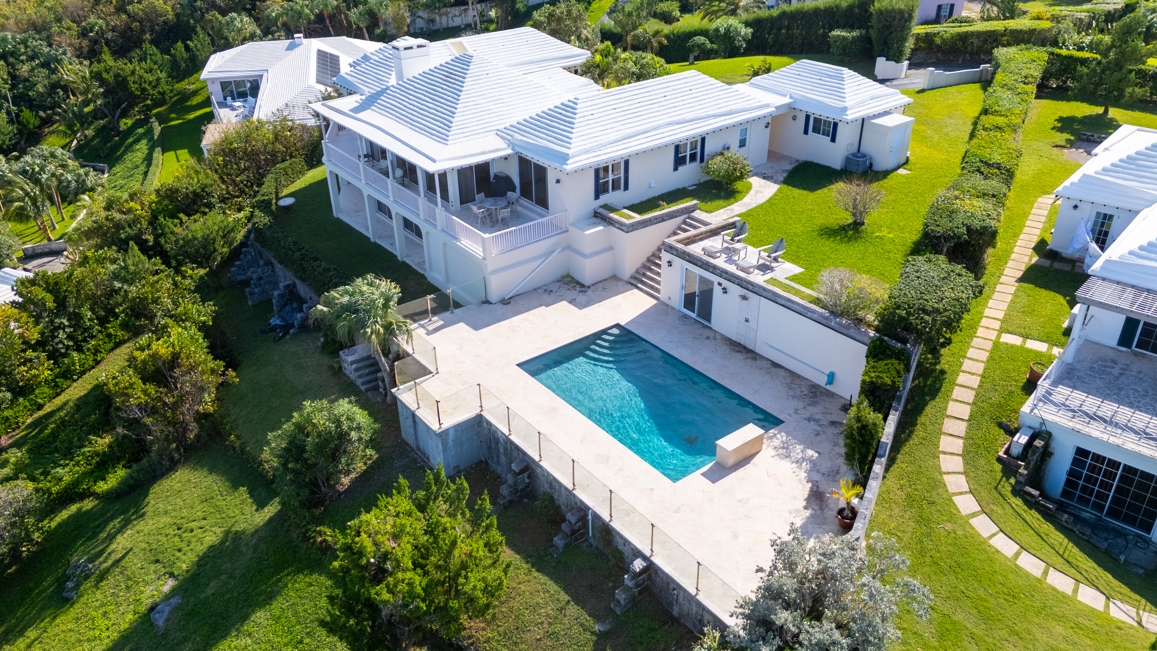 Smith's, BM, 3 Bedrooms Bedrooms, ,4 BathroomsBathrooms,Residential,For Sale,1998432