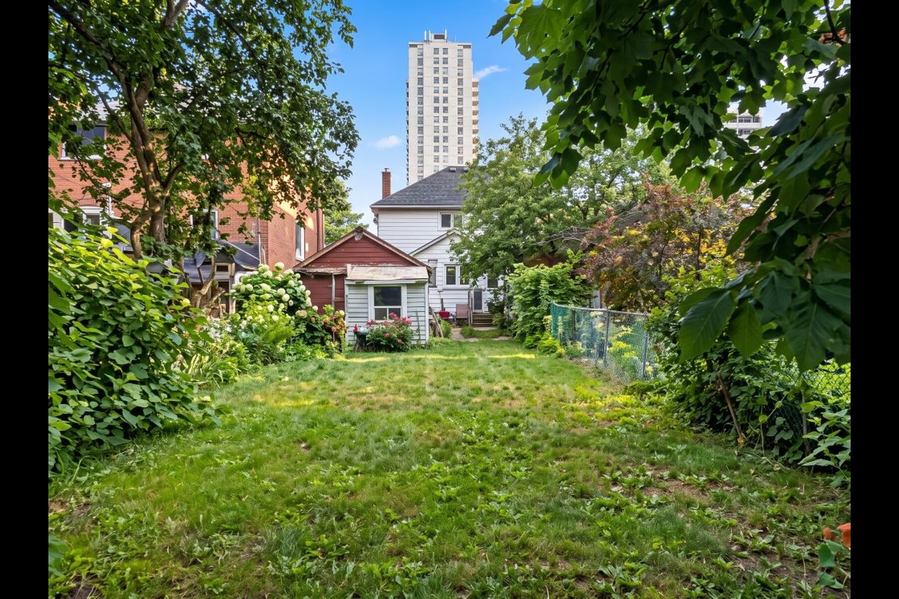  Davisville Village - 物件實景