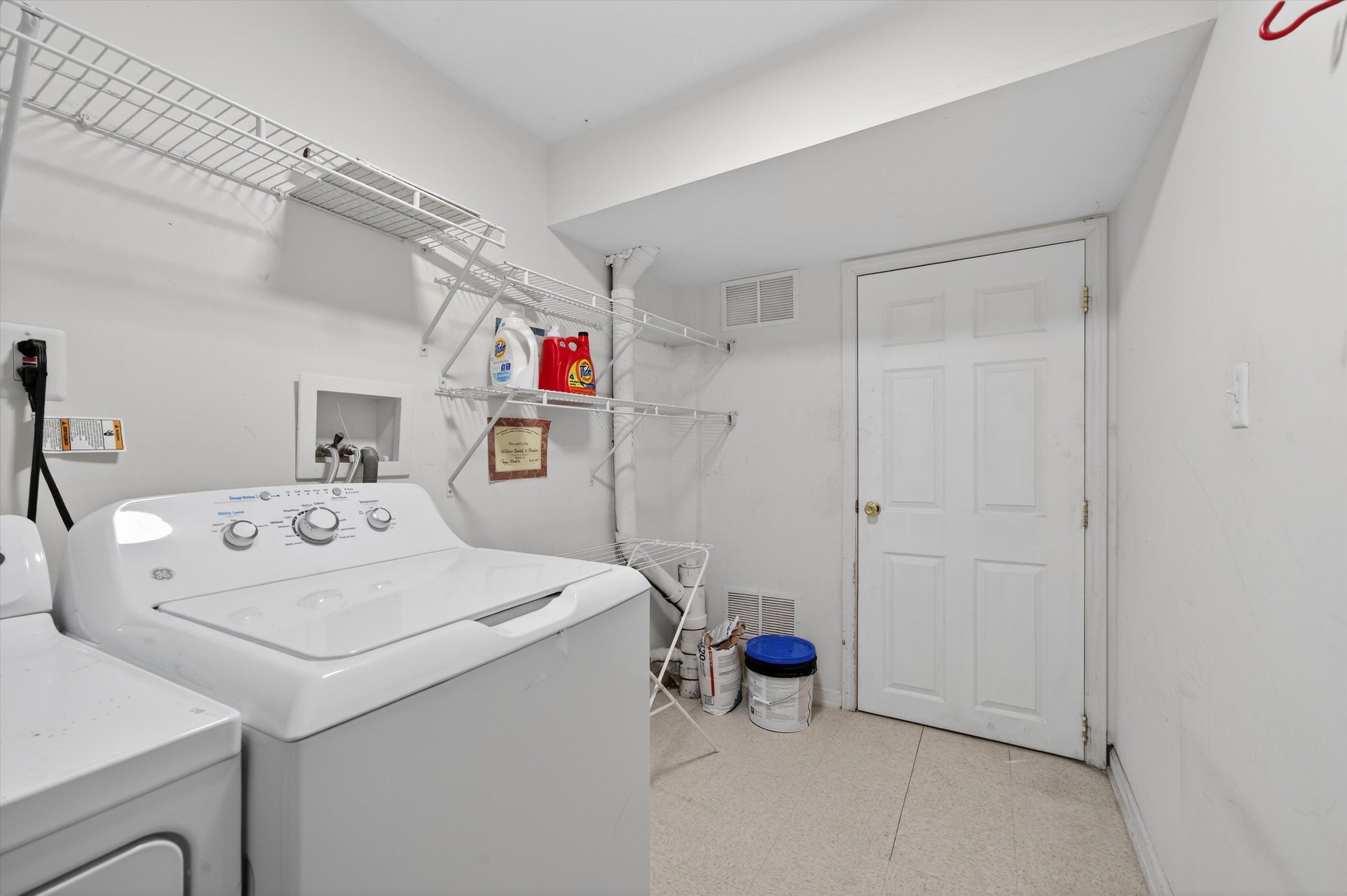 Monroe, New York, 10950, United States, 3 Bedrooms Bedrooms, ,3 BathroomsBathrooms,Residential,For Sale,2013062