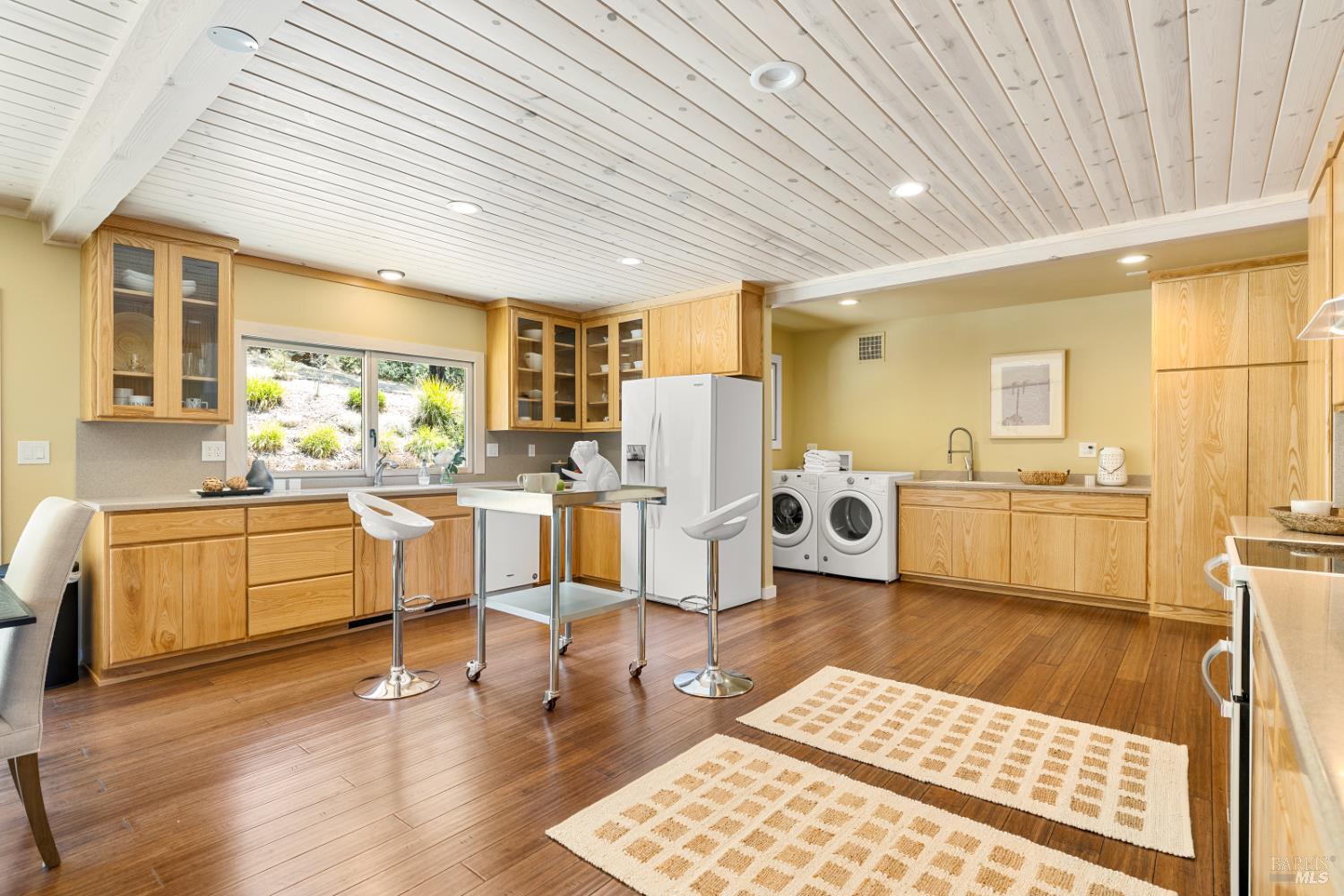 Napa, California, 94558, United States, 3 Bedrooms Bedrooms, ,2 BathroomsBathrooms,Residential,For Sale,1991409