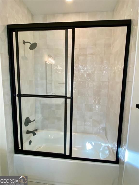 Gainesville, Georgia, 30506, United States, 5 Bedrooms Bedrooms, ,4 BathroomsBathrooms,Residential,For Sale,1909914